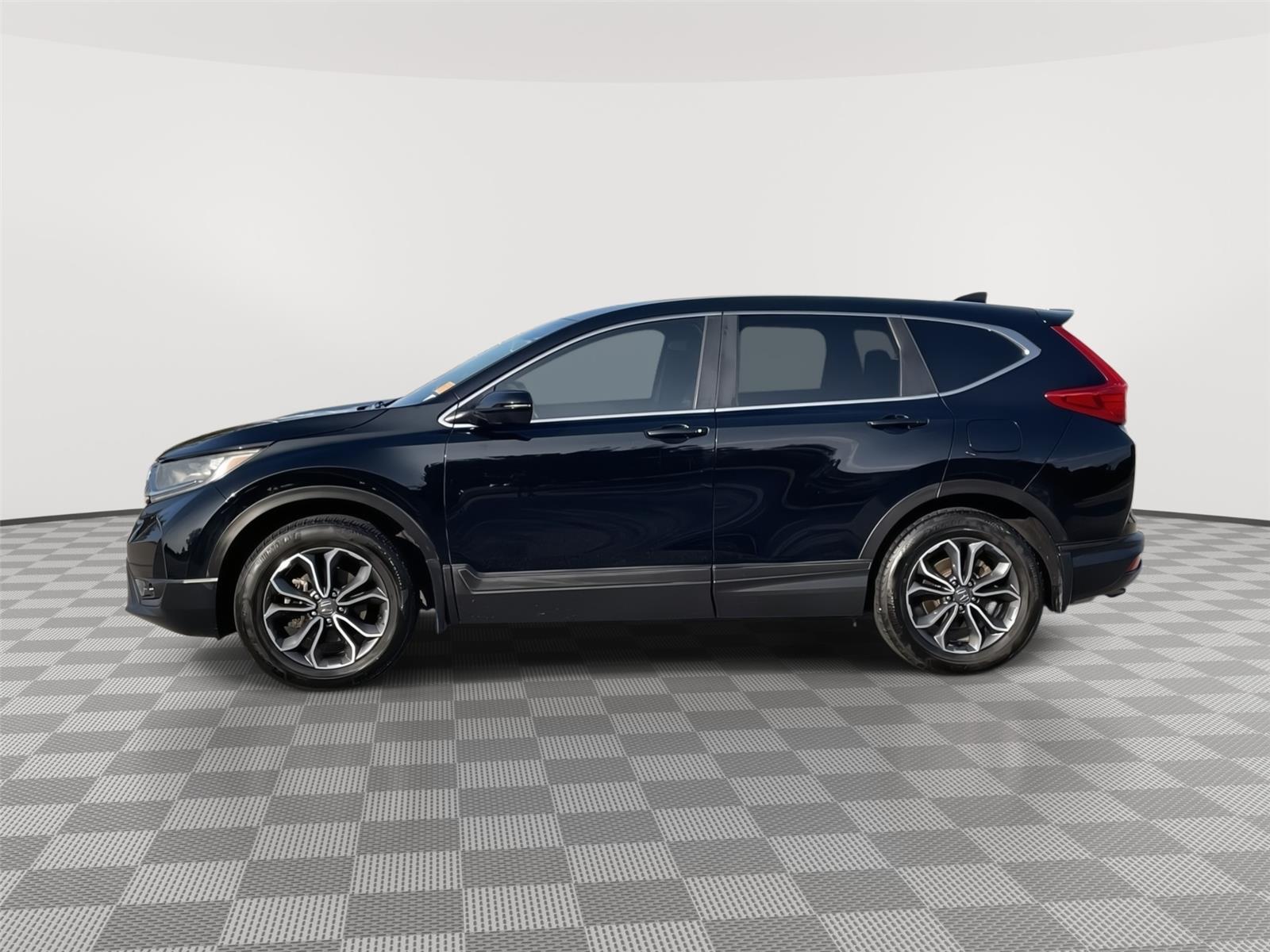 Vehicle photo 2