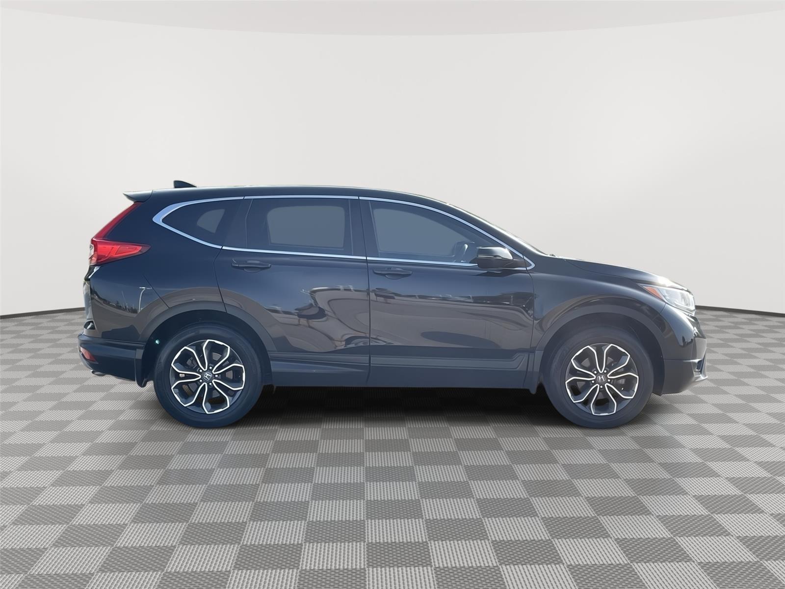 Vehicle photo 6