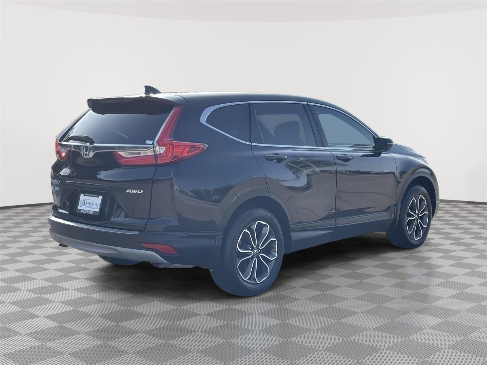 Vehicle photo 7