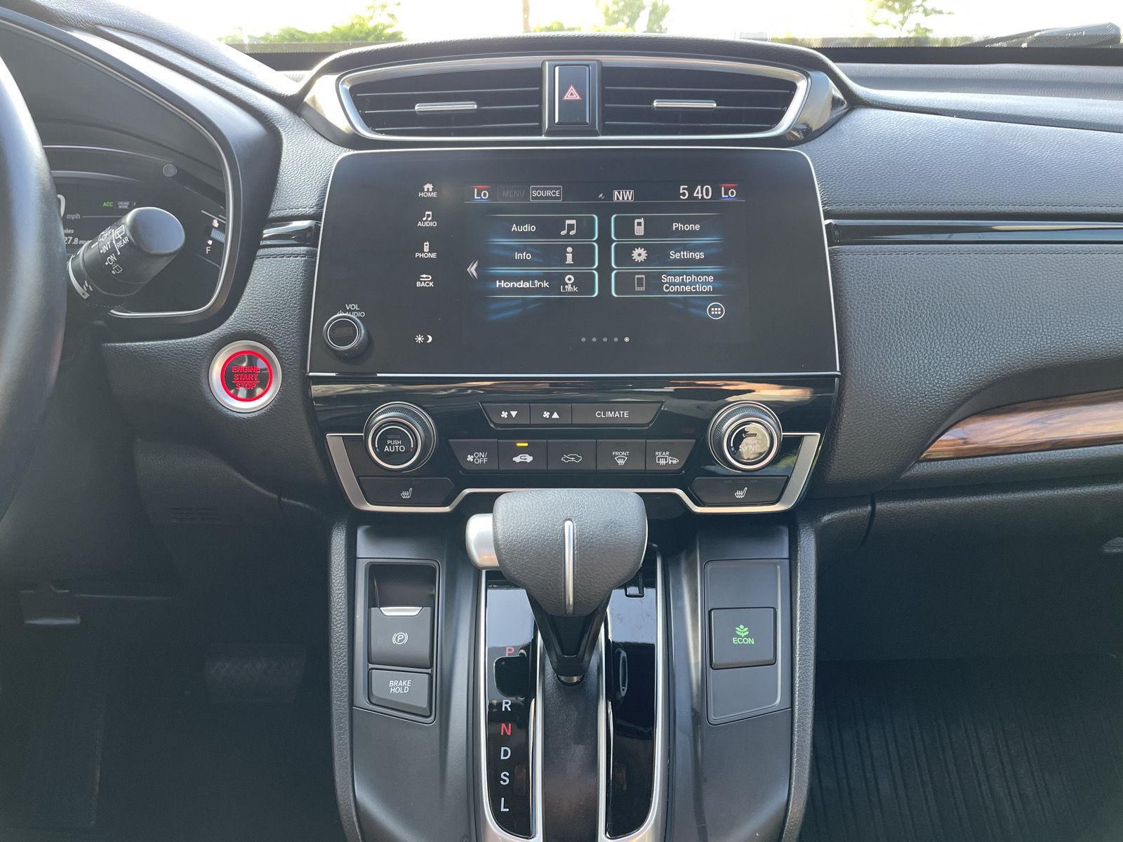 Vehicle photo 21