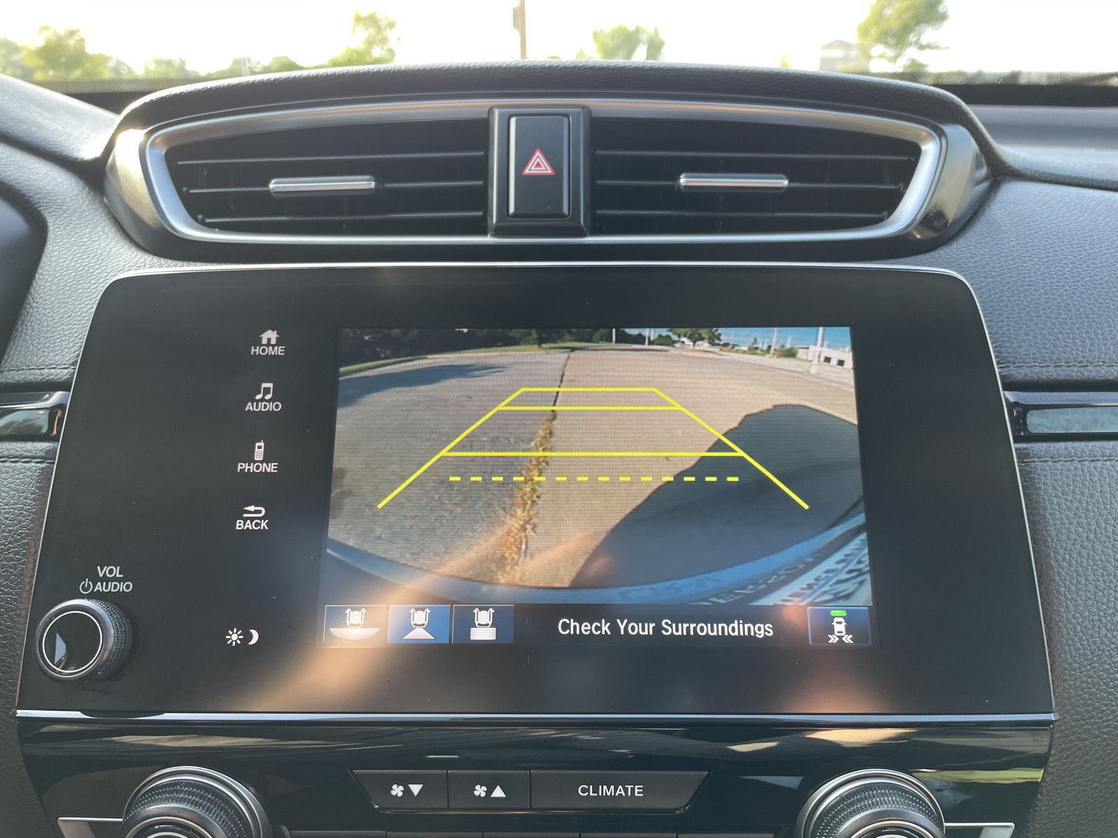 Vehicle photo 22