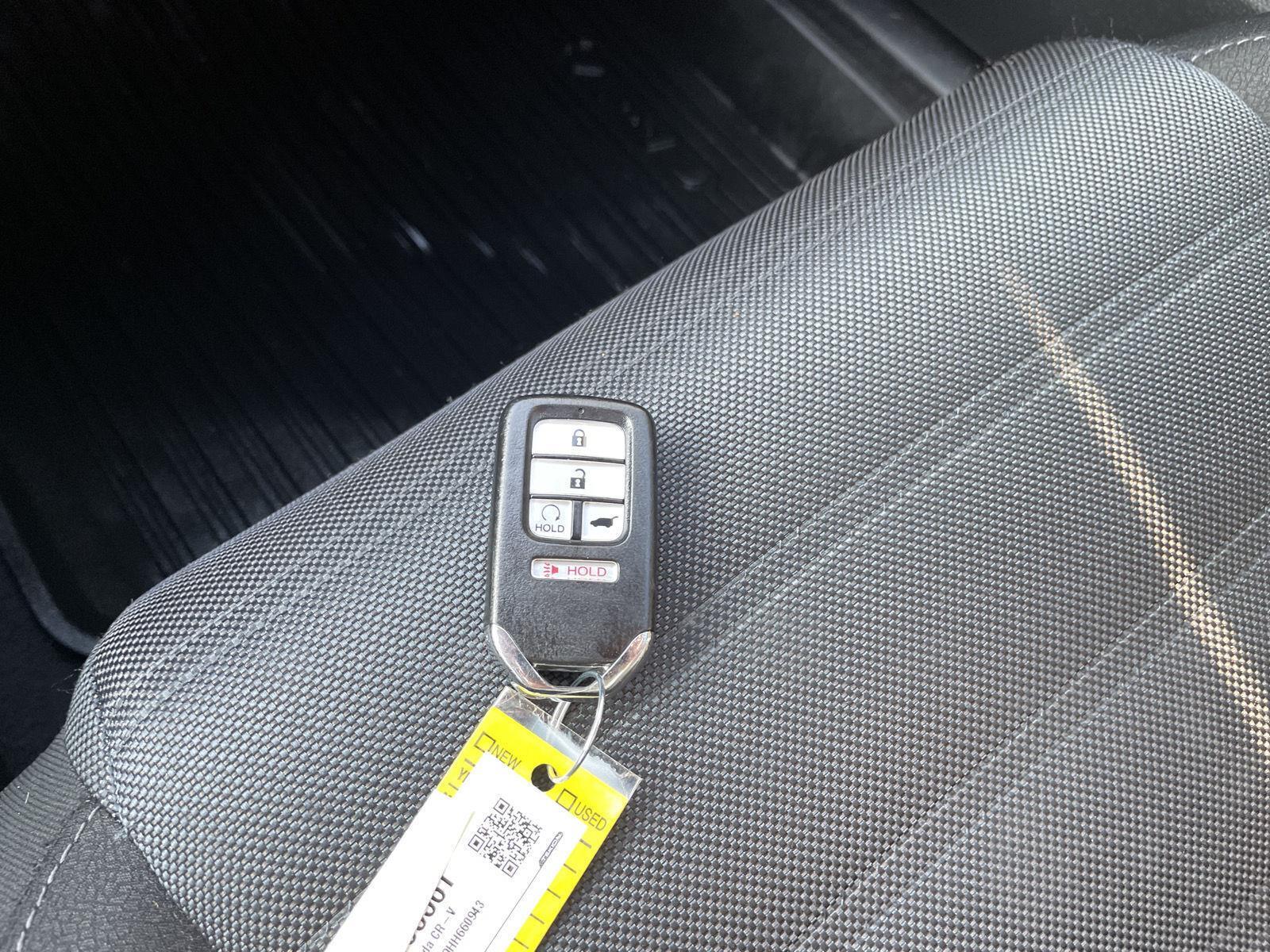 Vehicle photo 35