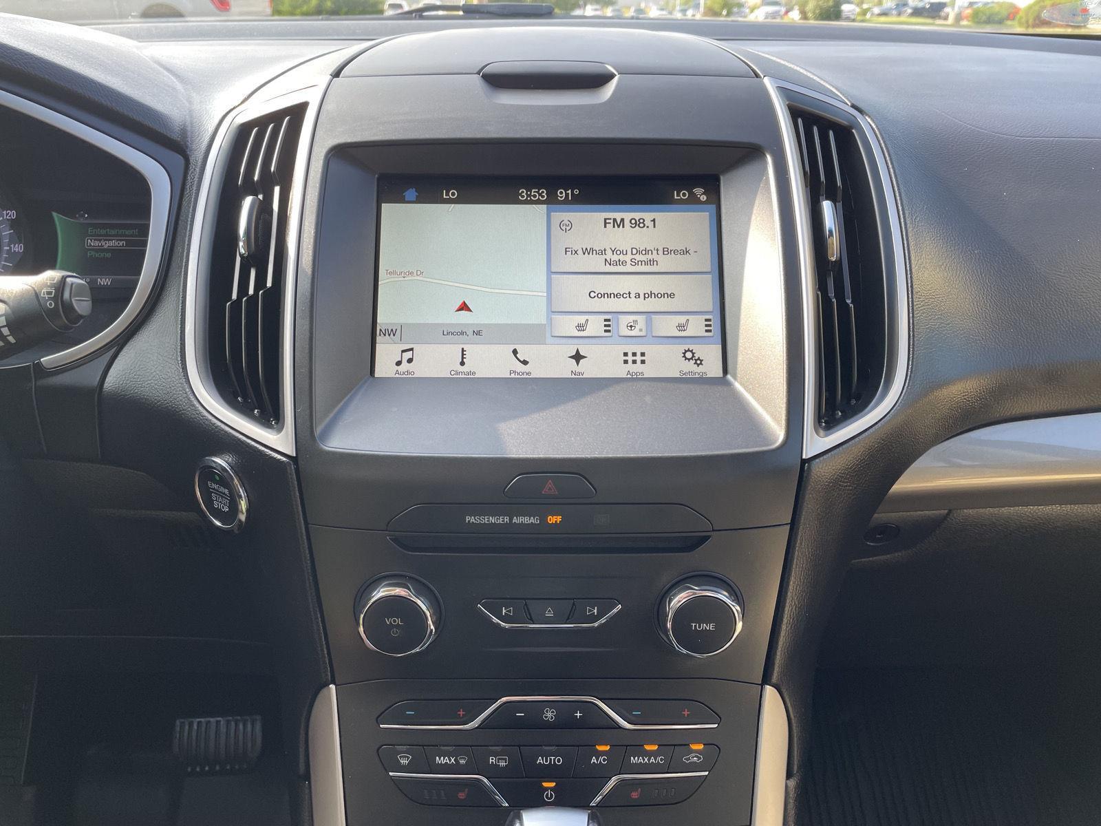 Vehicle photo 21