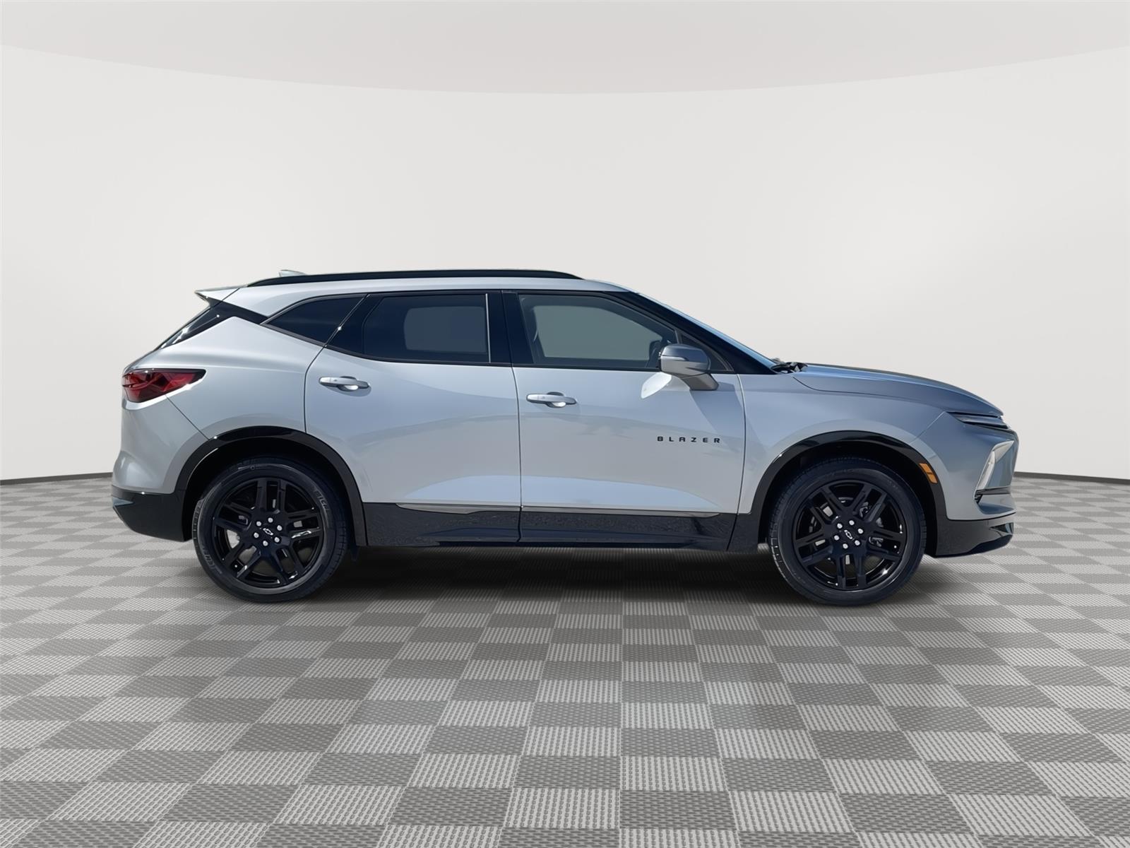 Vehicle photo 6