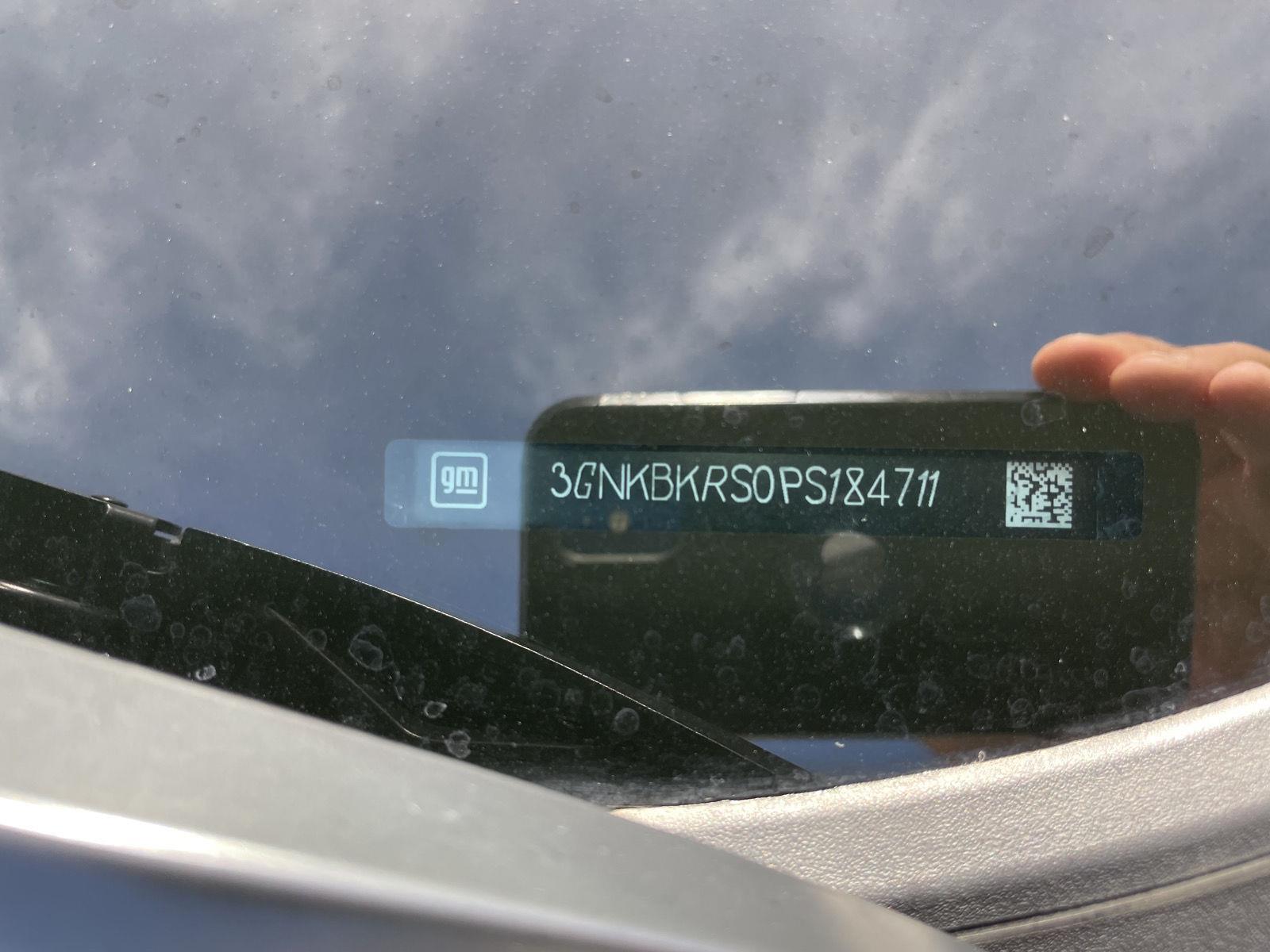Vehicle photo 37