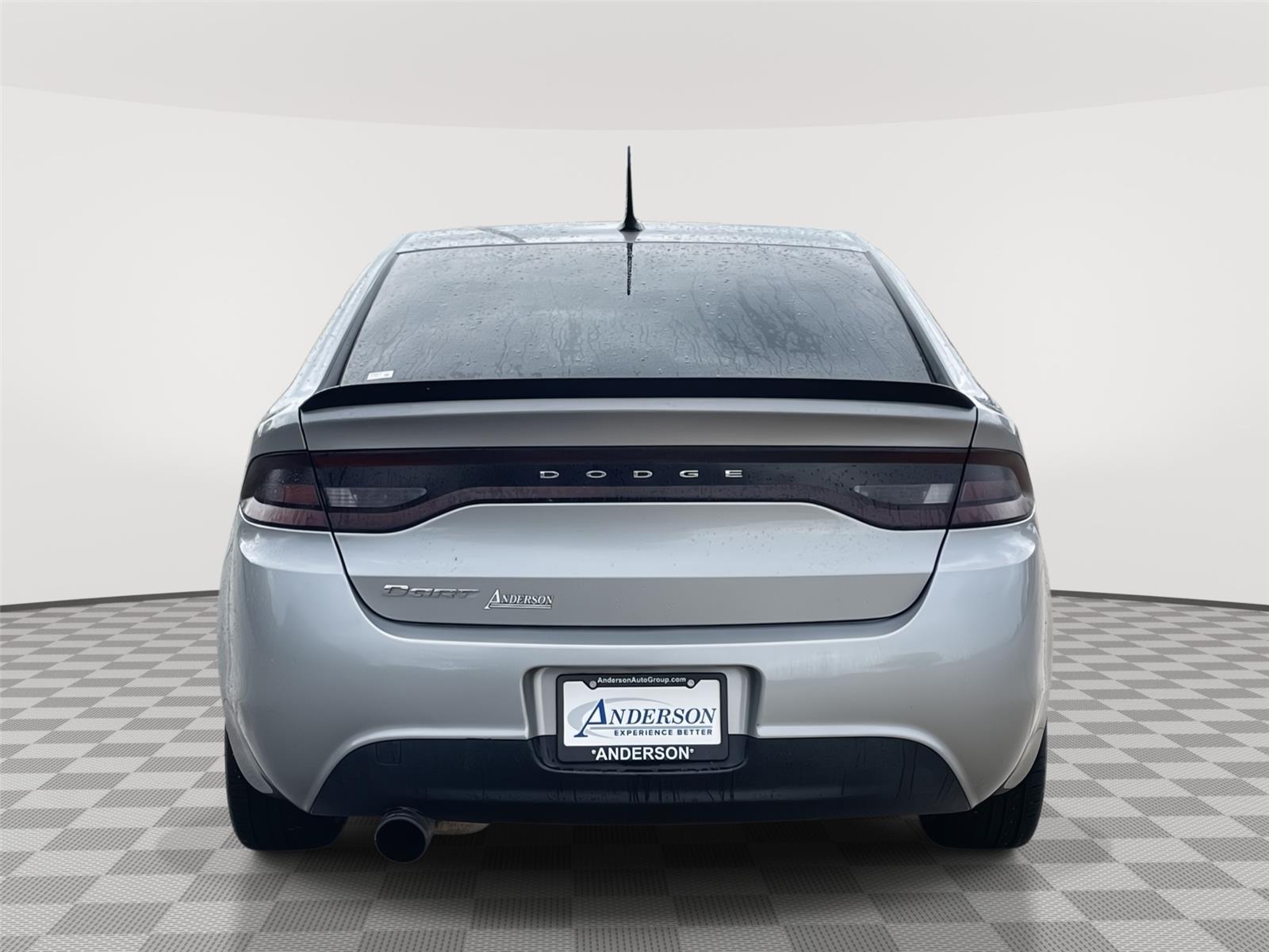 Vehicle photo 8