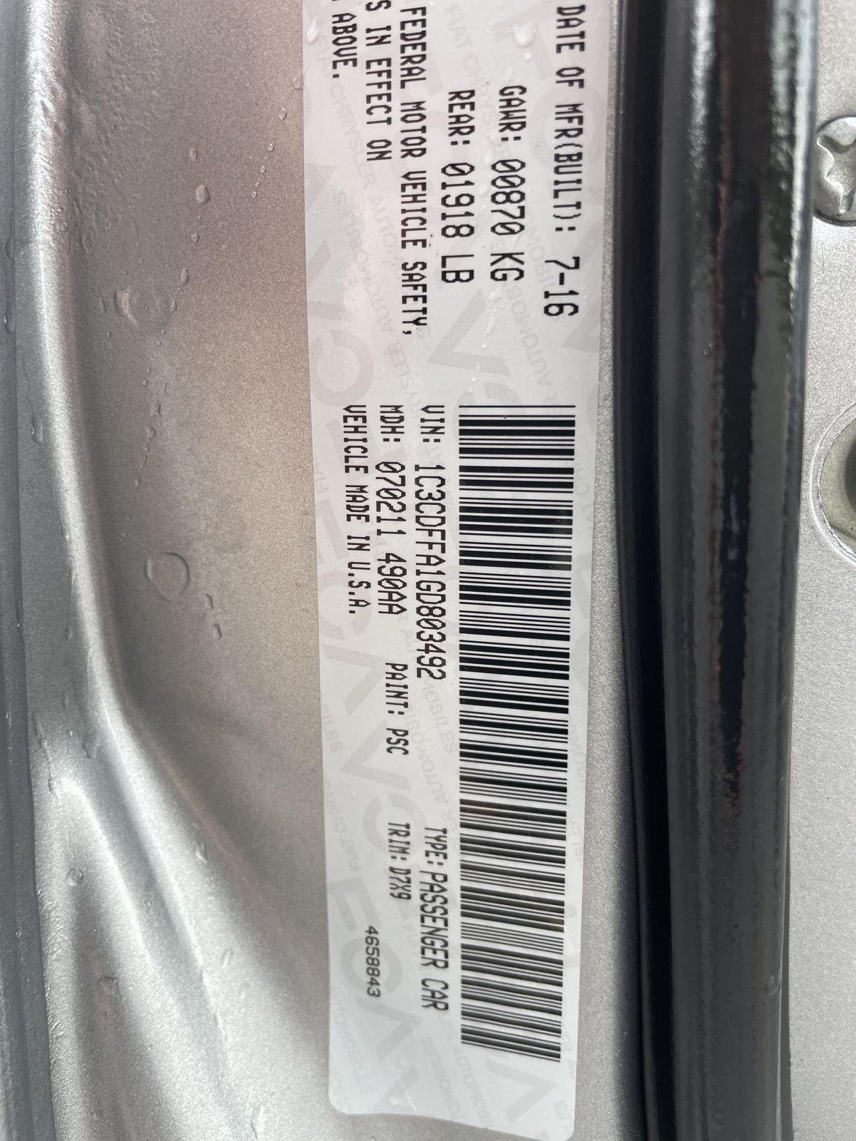 Vehicle photo 25