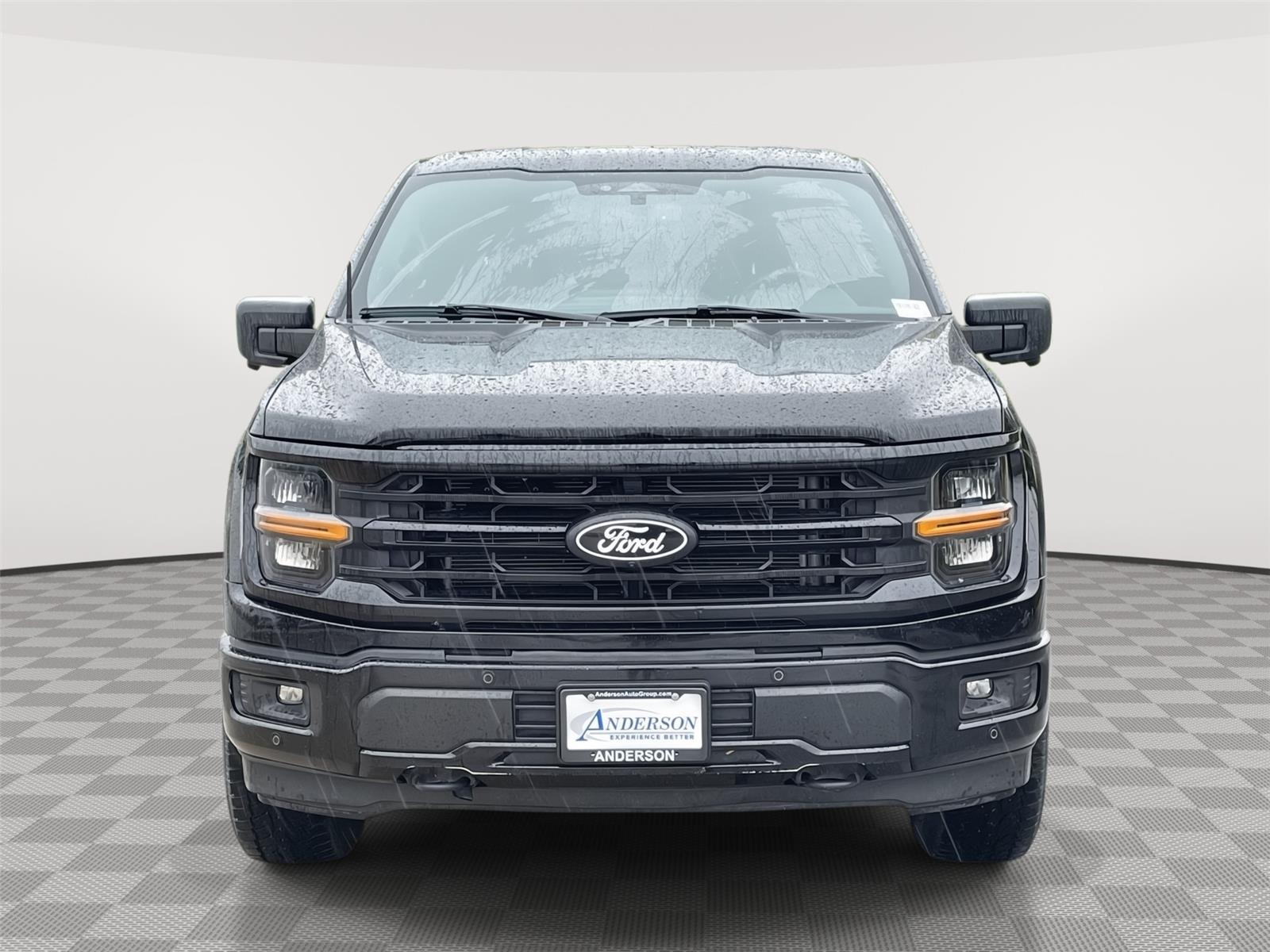 Vehicle photo 4