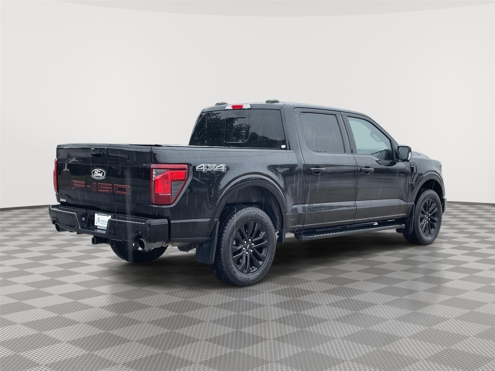 Vehicle photo 7