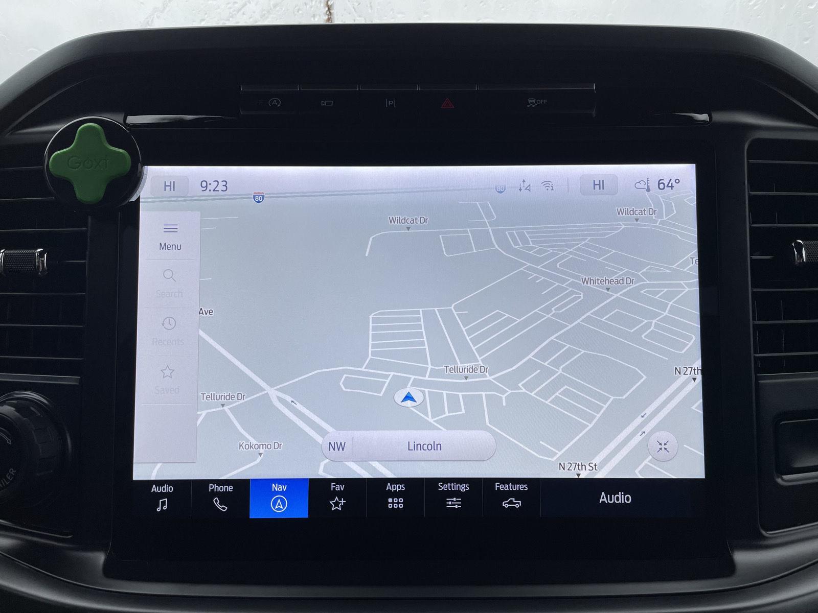 Vehicle photo 25