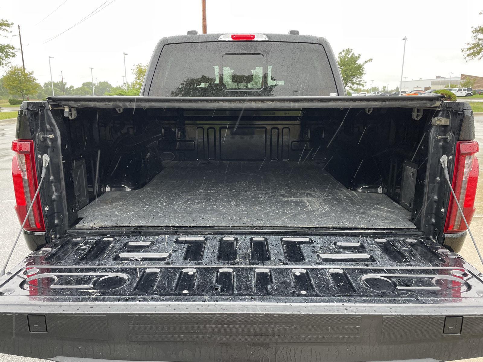 Vehicle photo 39