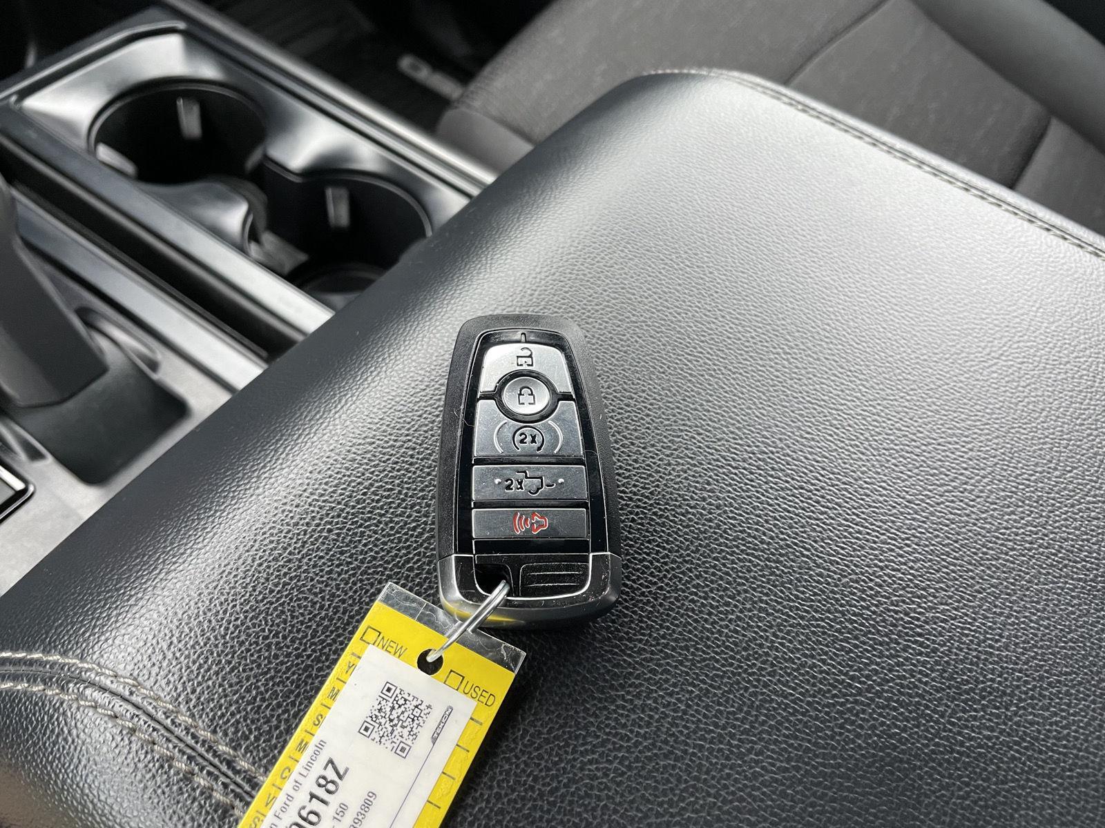 Vehicle photo 42