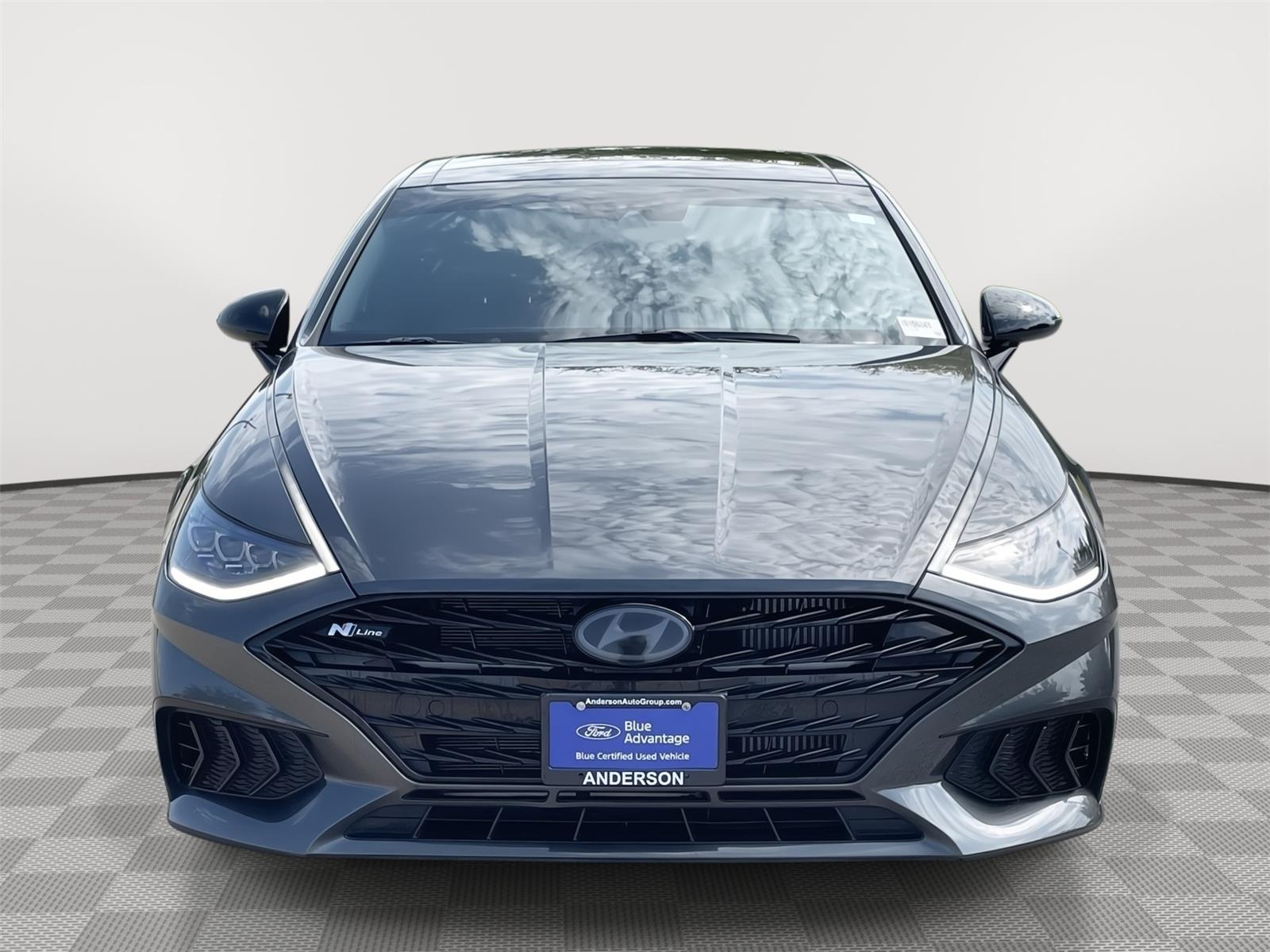 Vehicle photo 4