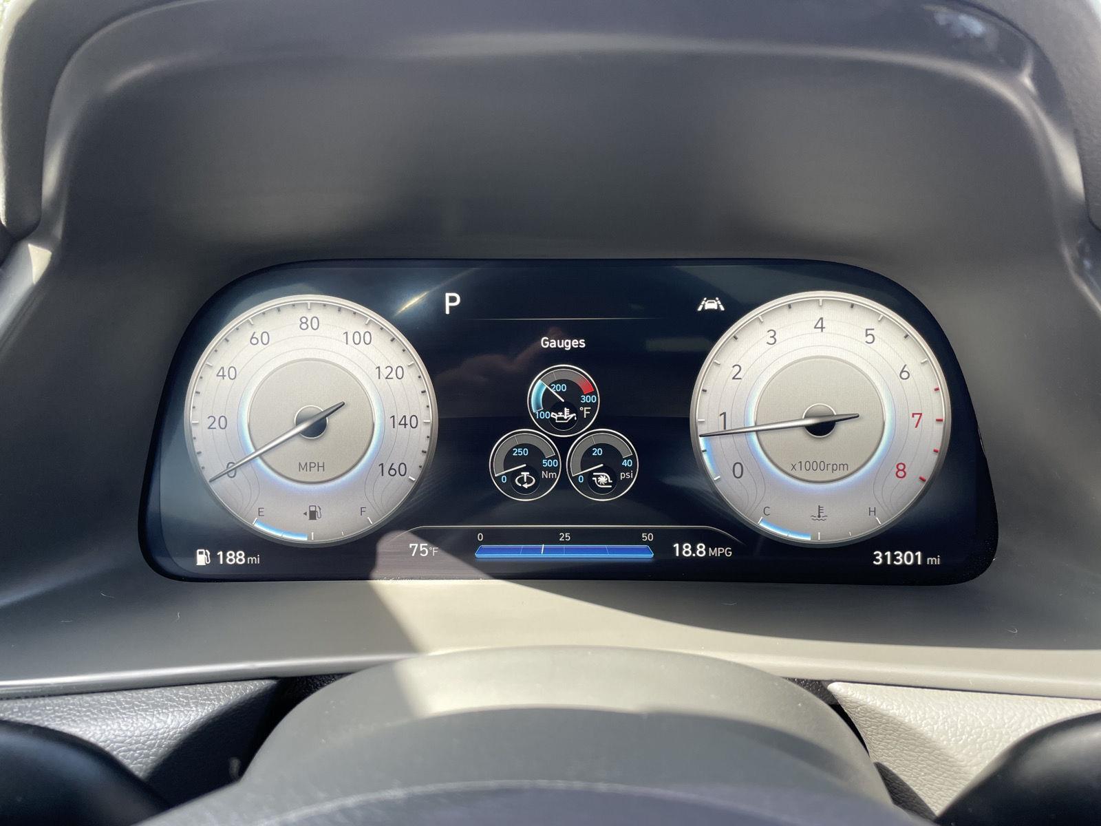 Vehicle photo 14