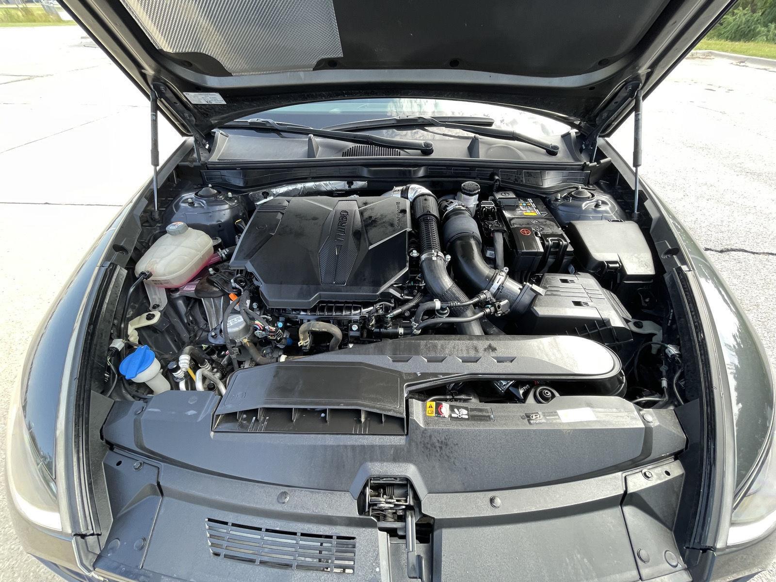 Vehicle photo 34