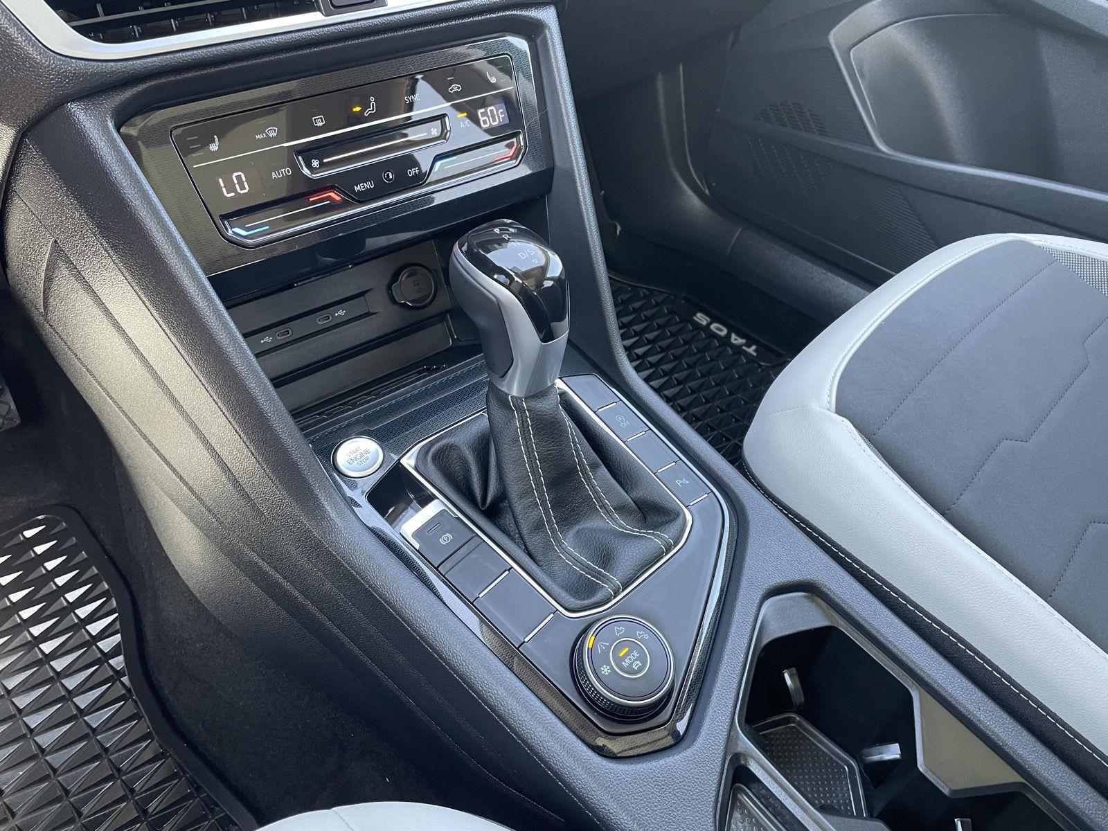 Vehicle photo 31