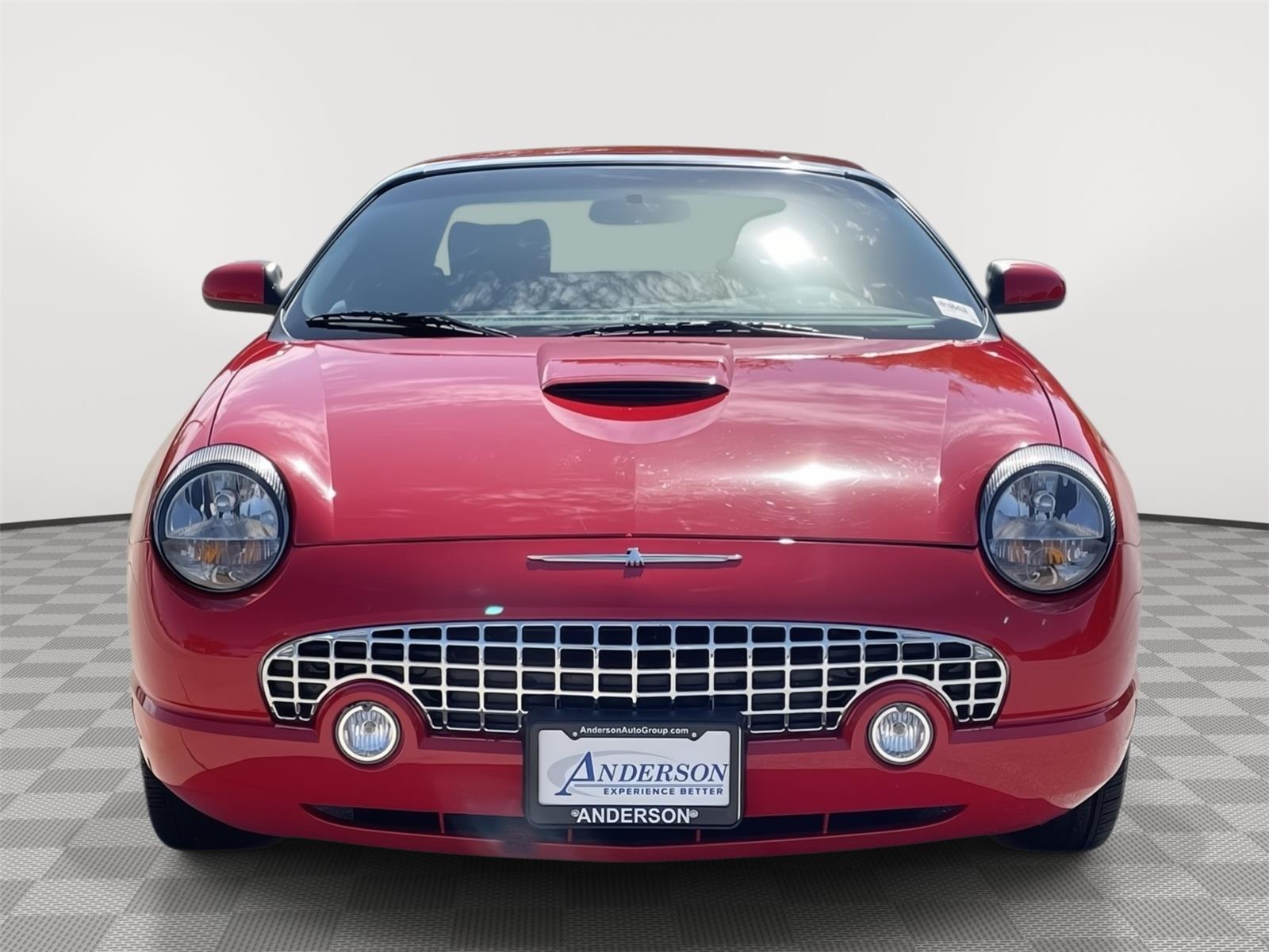 Vehicle photo 4