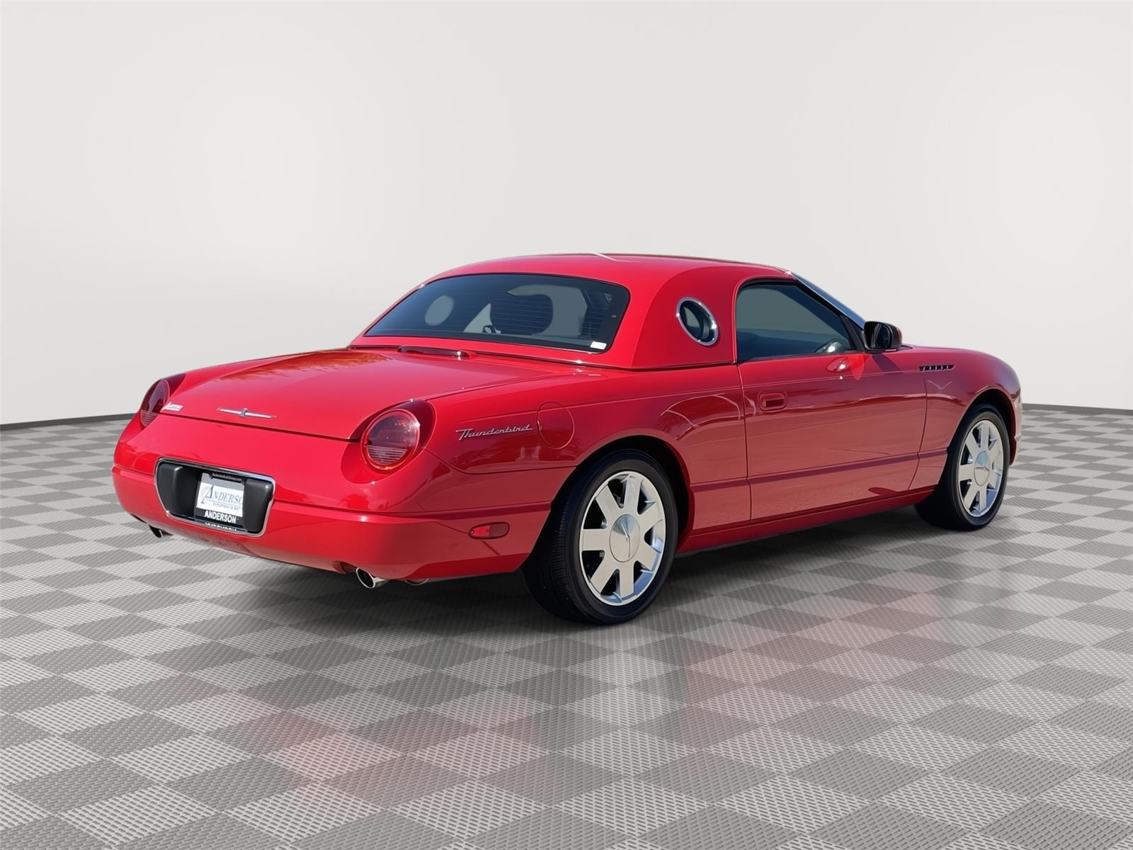 Vehicle photo 7