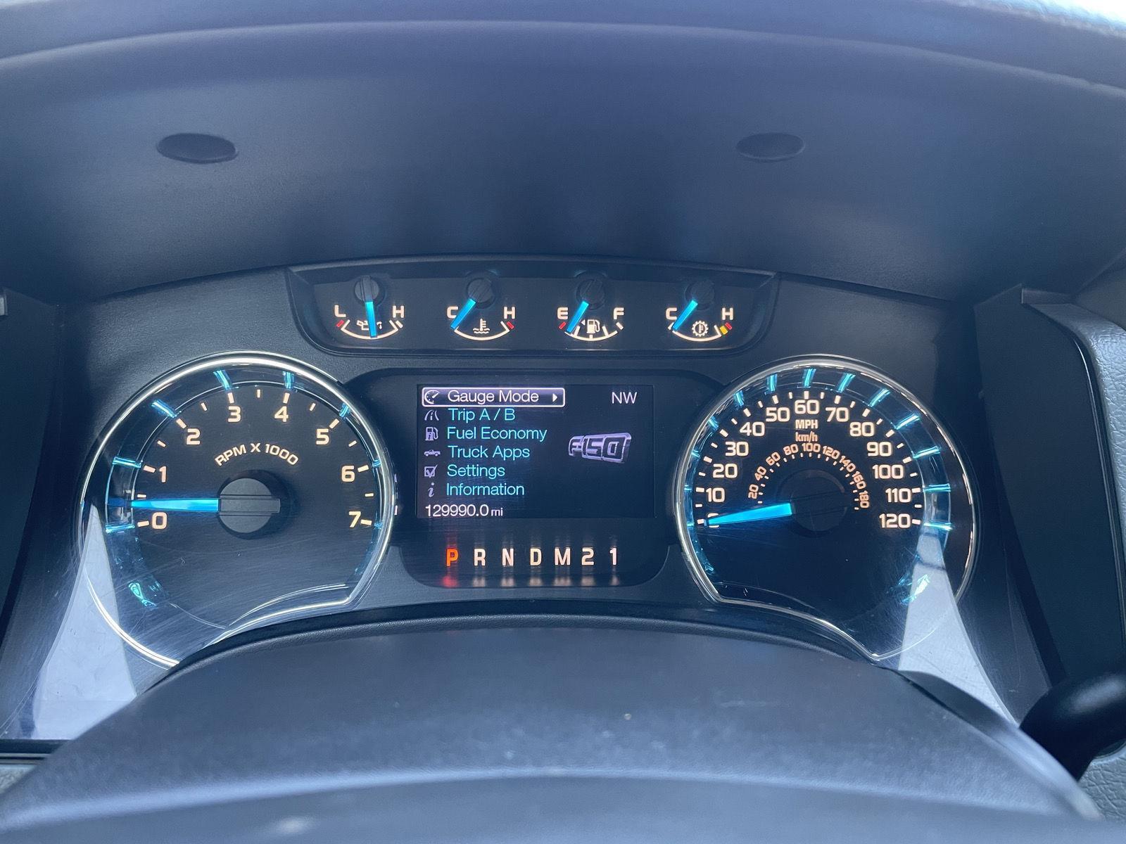 Vehicle photo 15