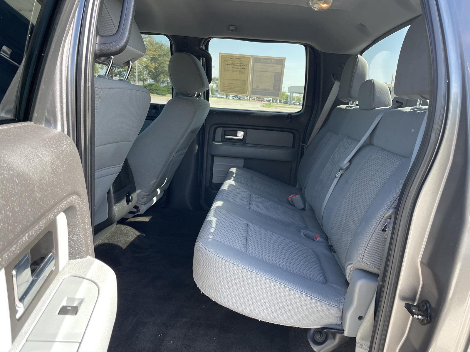 Vehicle photo 20
