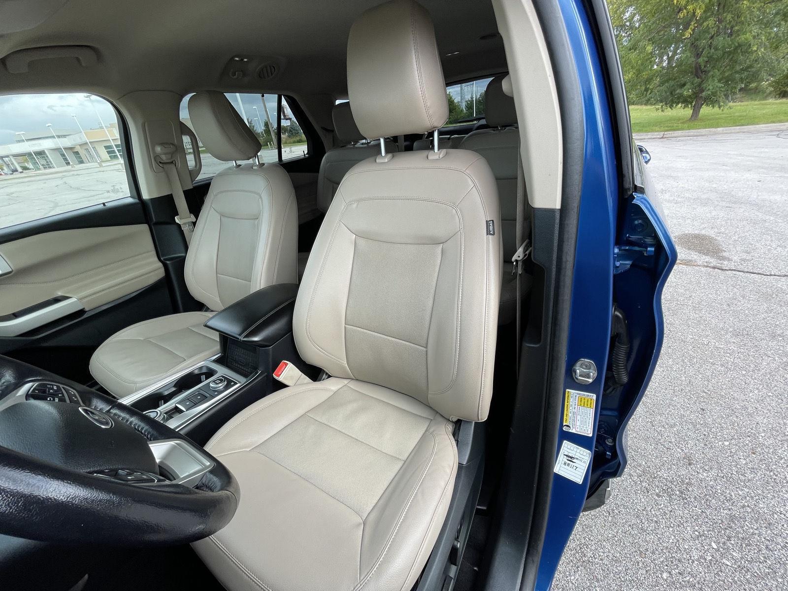 Vehicle photo 18