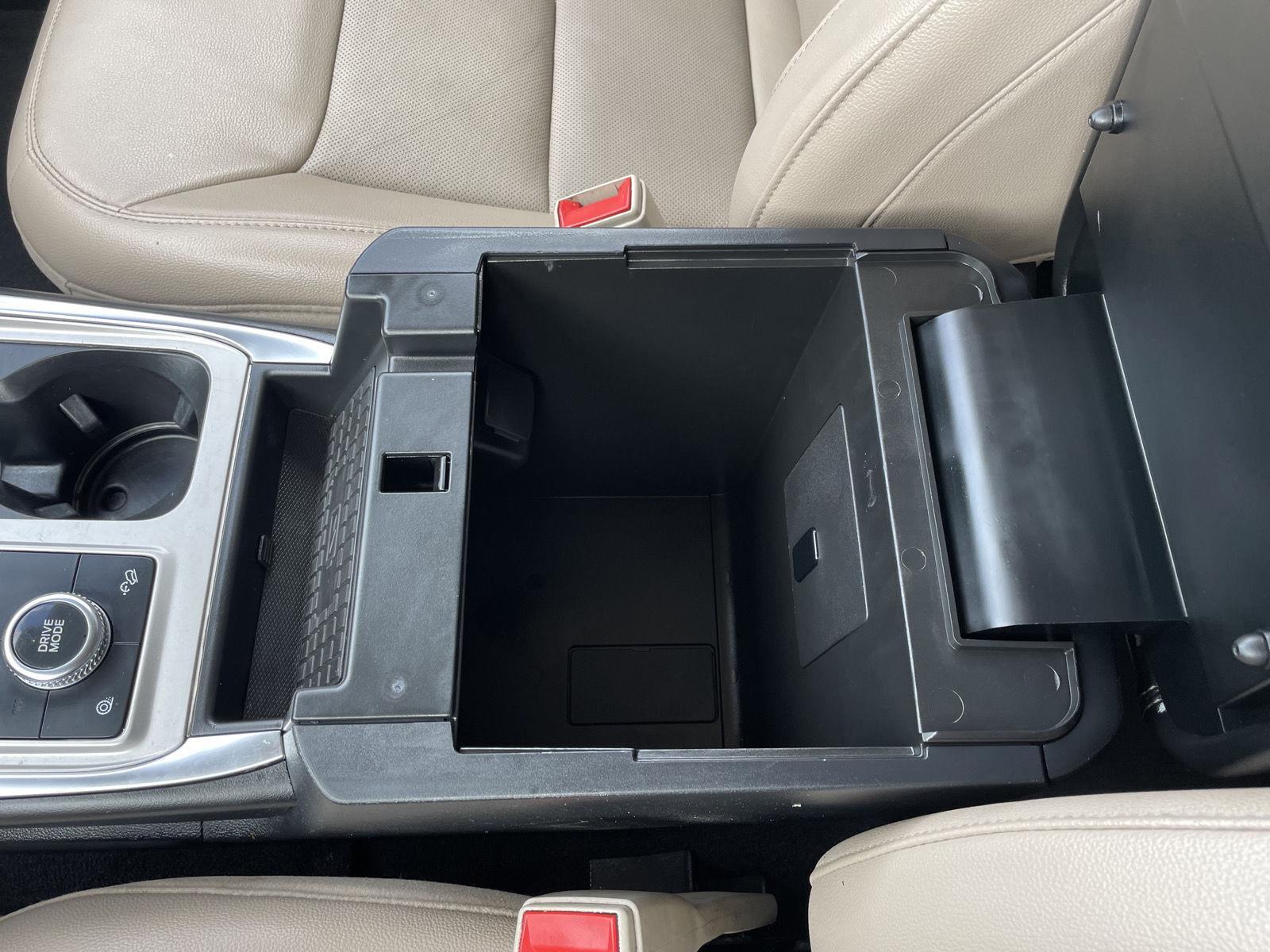 Vehicle photo 35