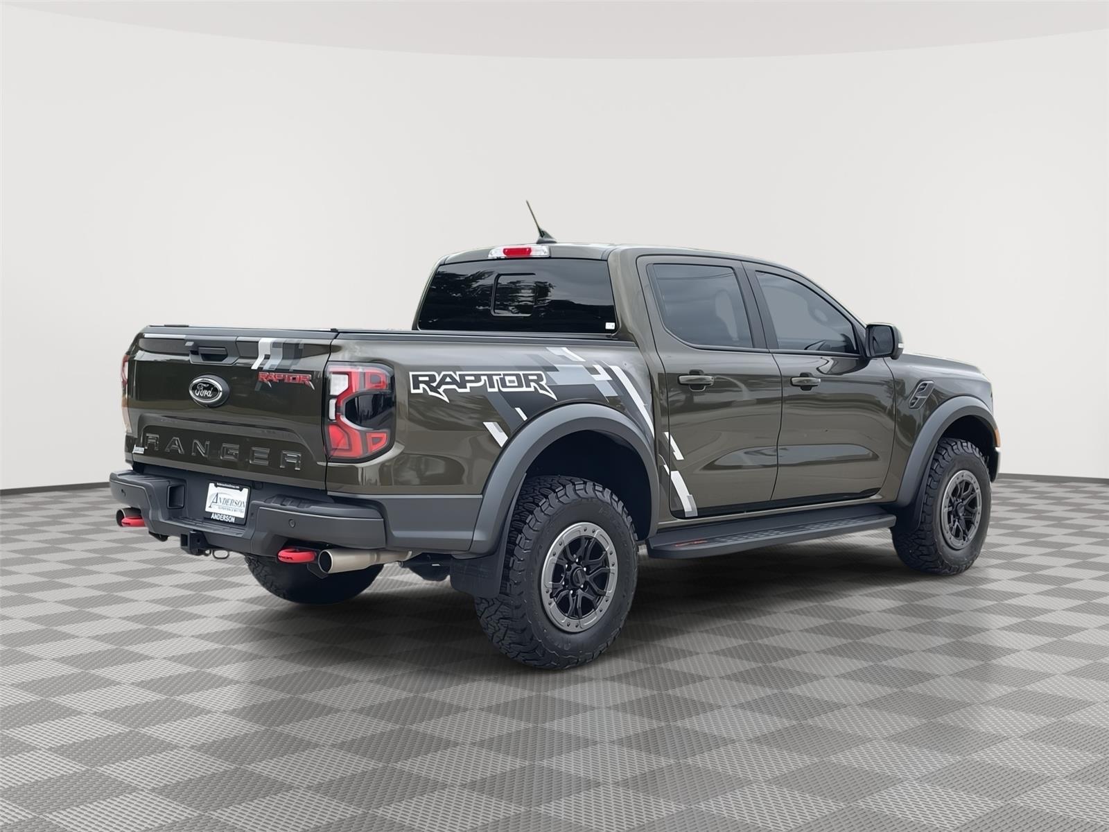 Vehicle photo 7