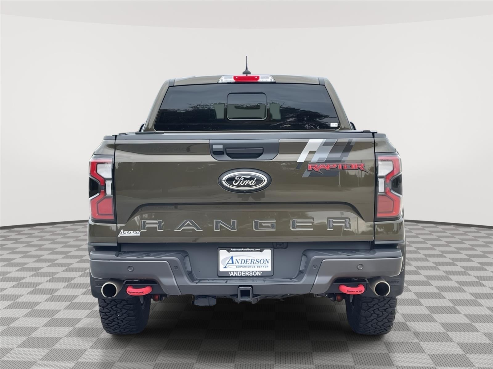 Vehicle photo 8