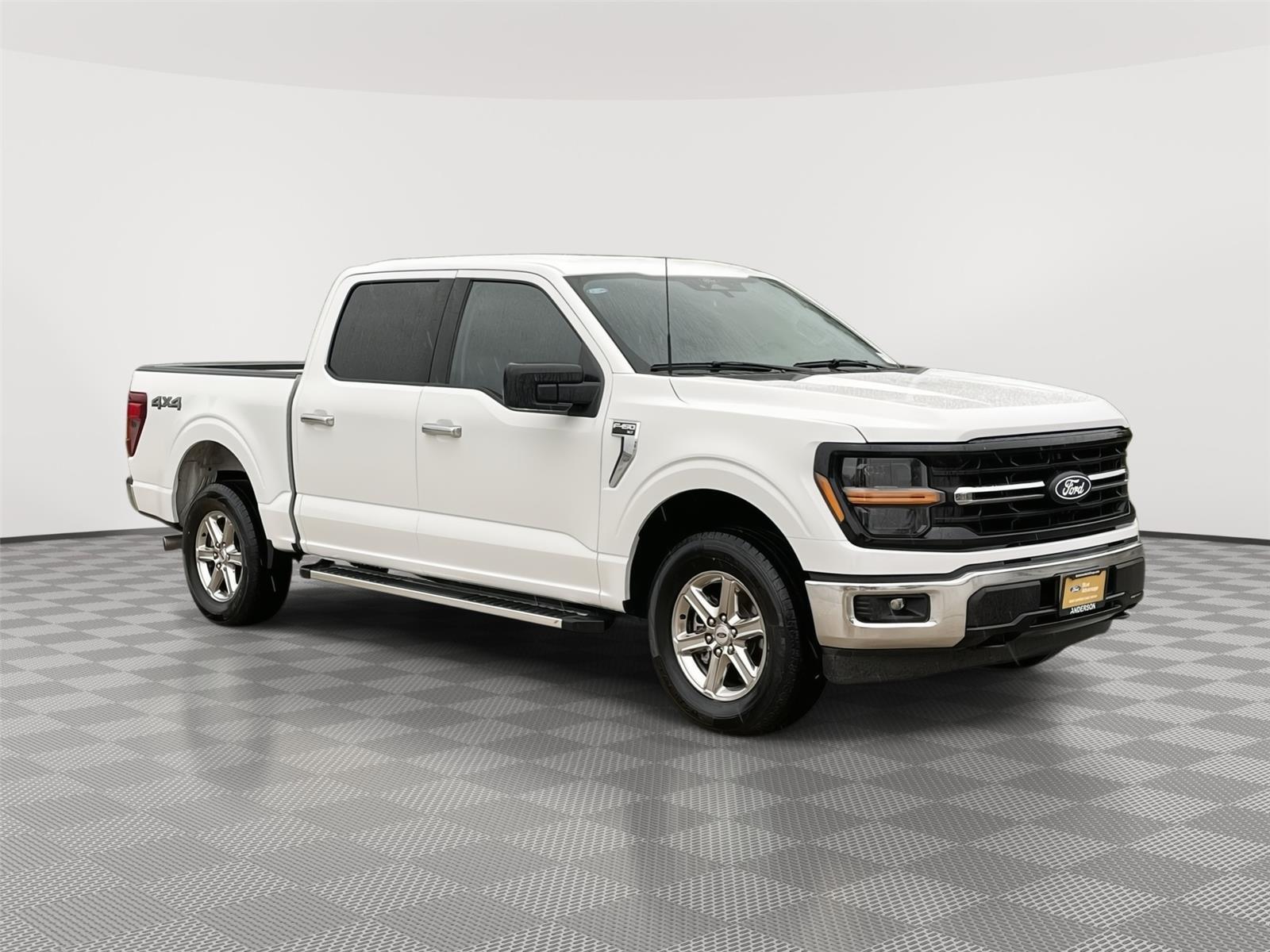 Vehicle photo 5