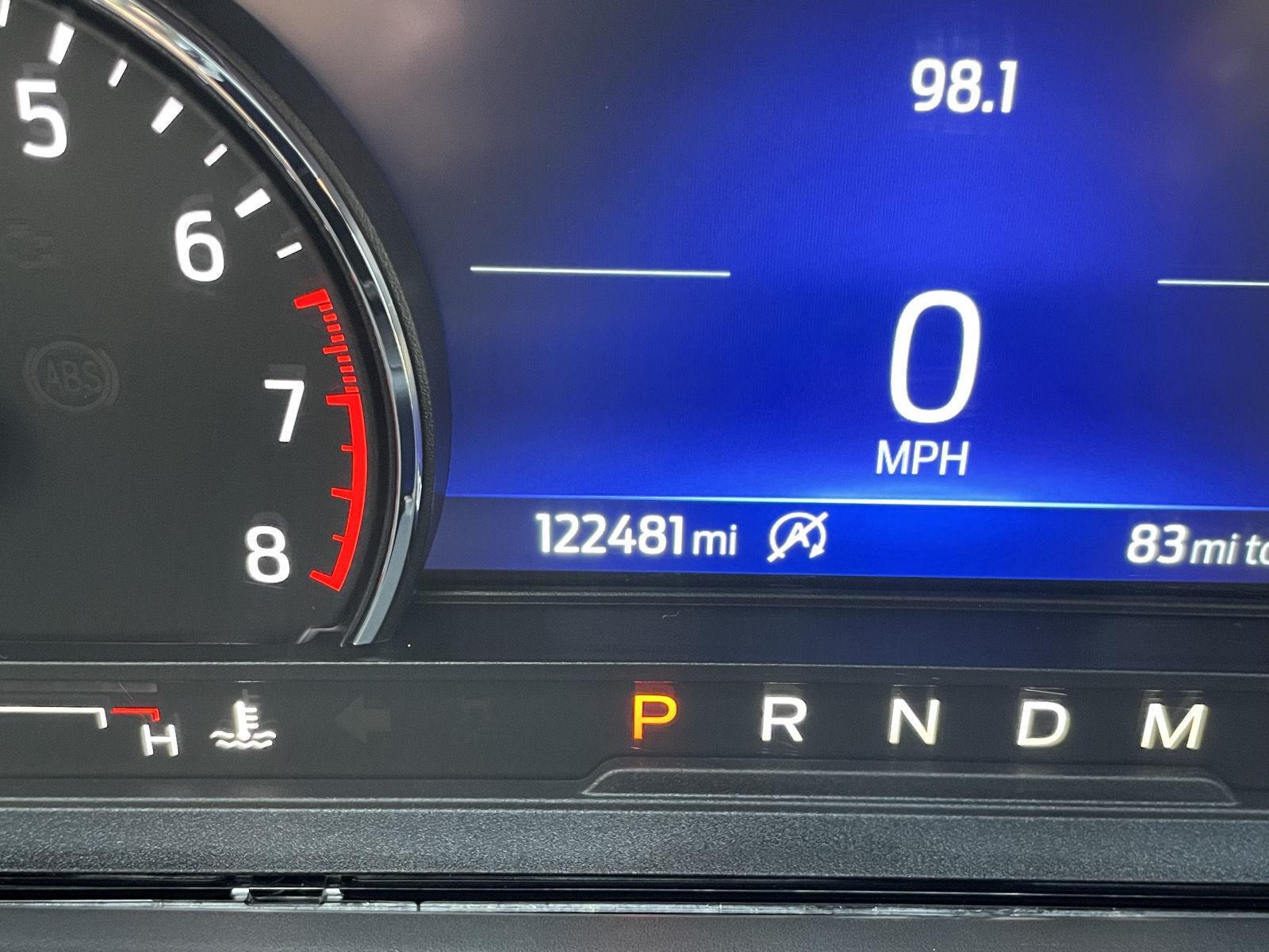 Vehicle photo 3