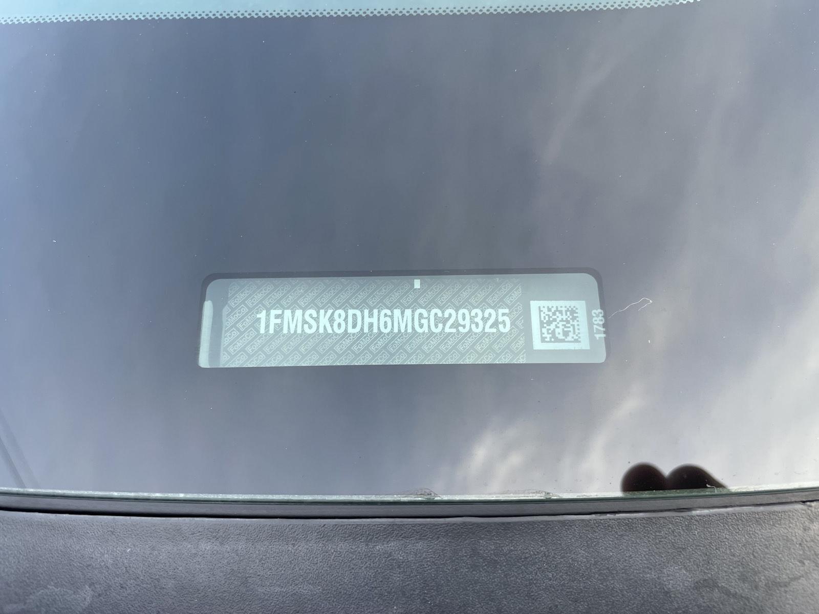 Vehicle photo 35