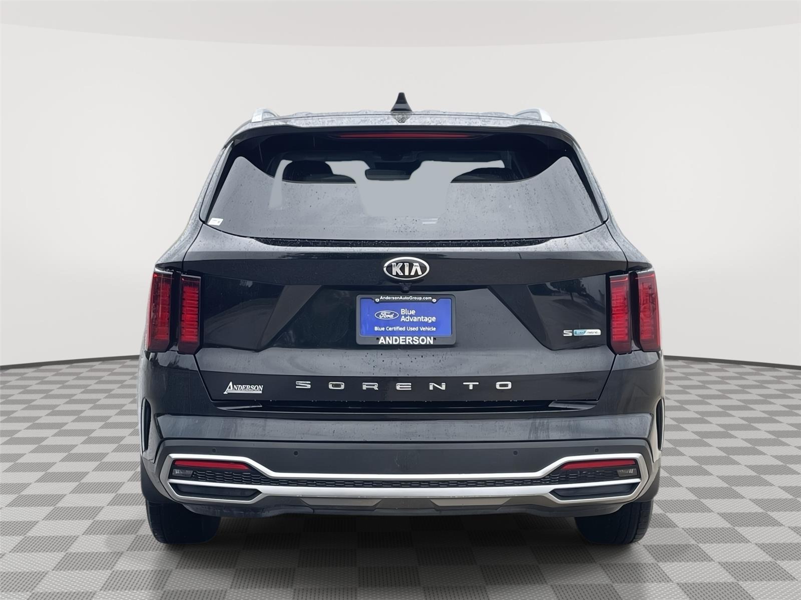 Vehicle photo 8