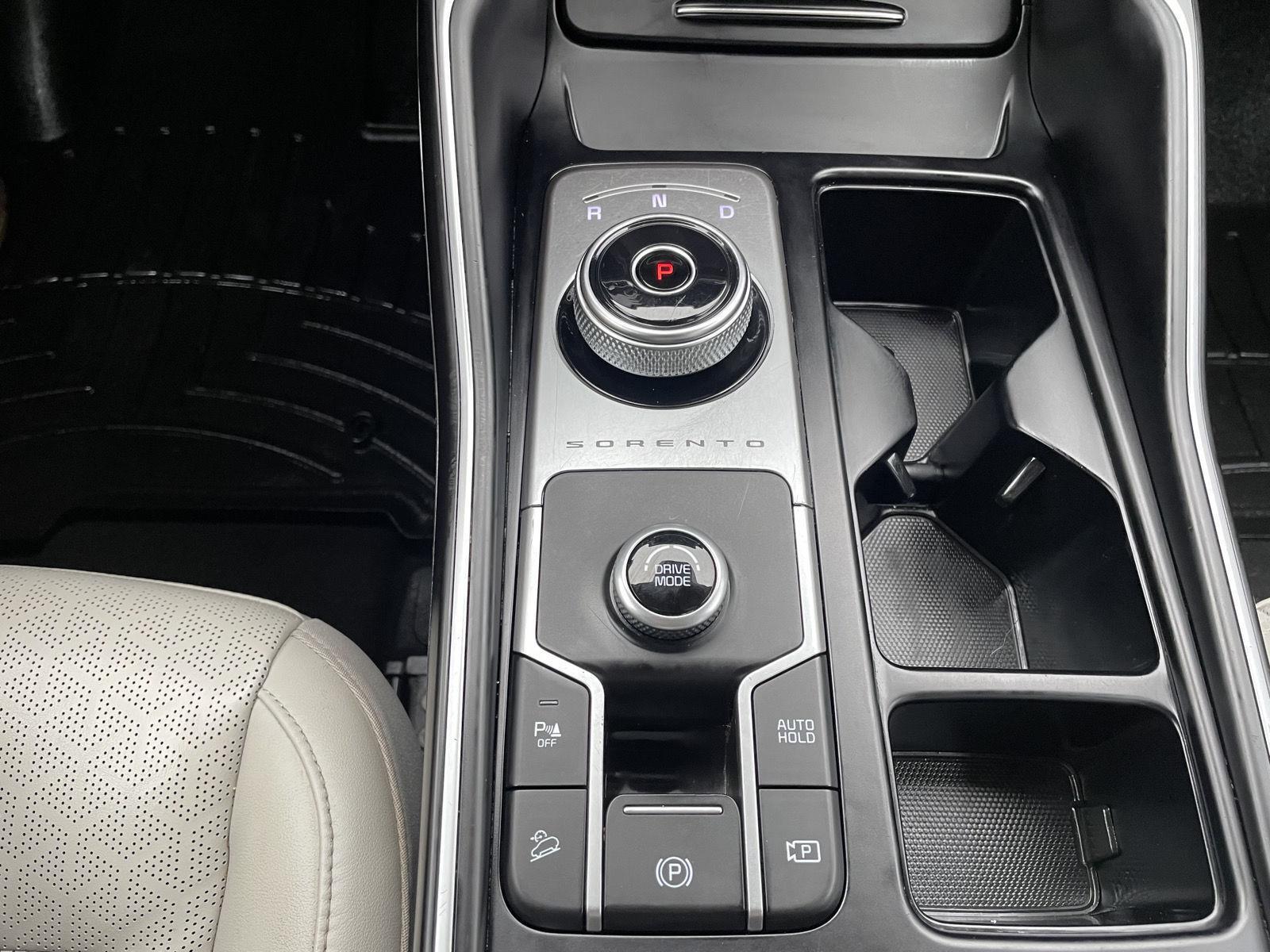 Vehicle photo 31