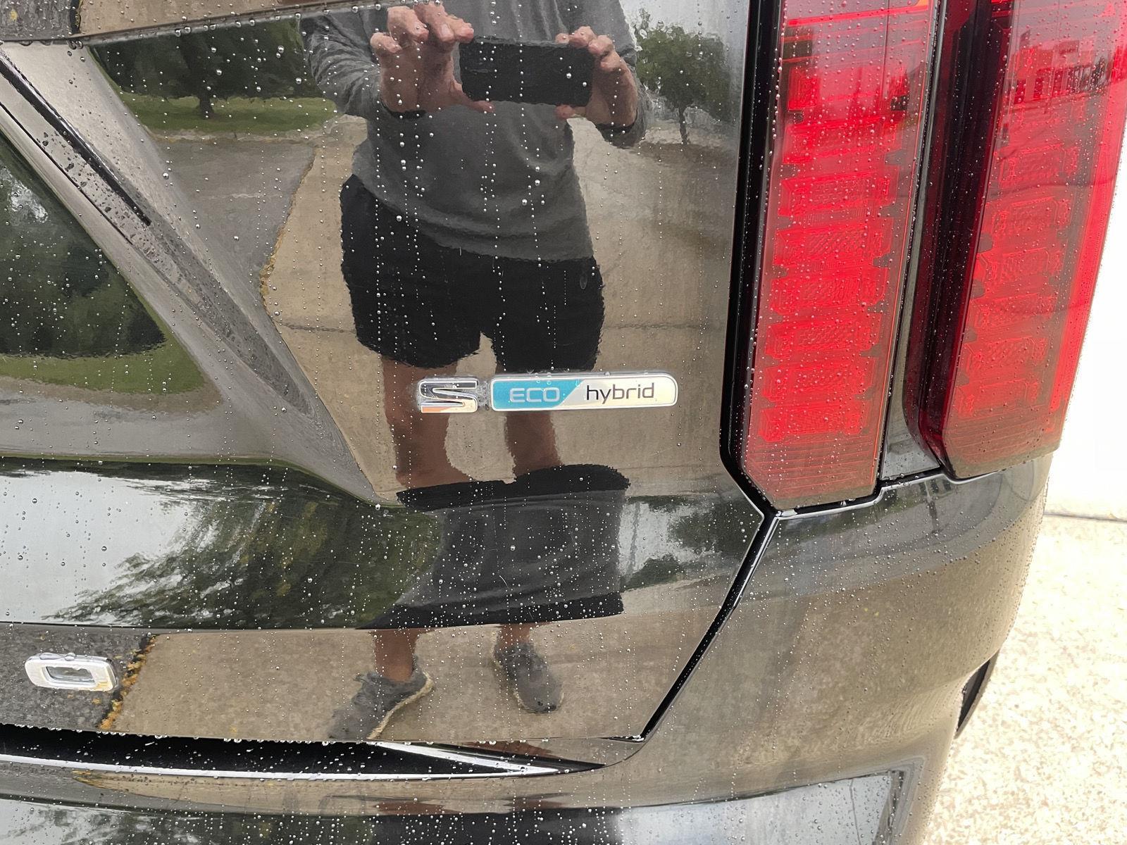 Vehicle photo 37