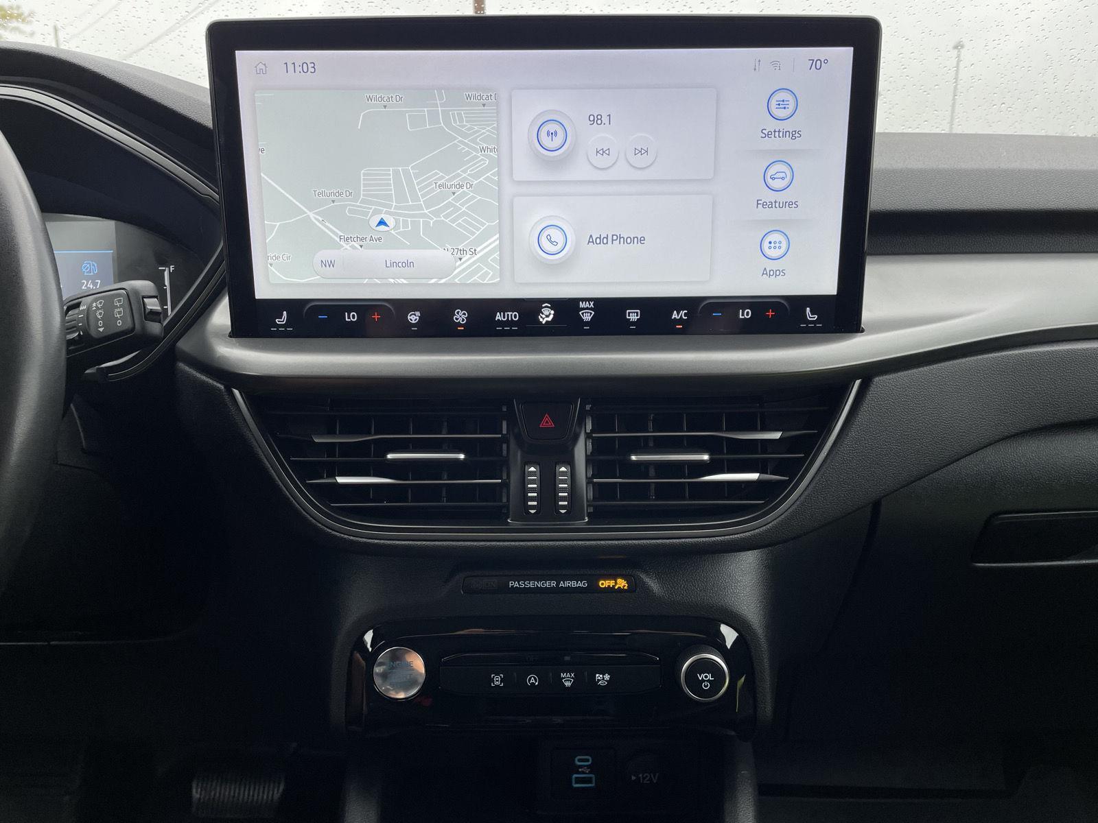 Vehicle photo 20