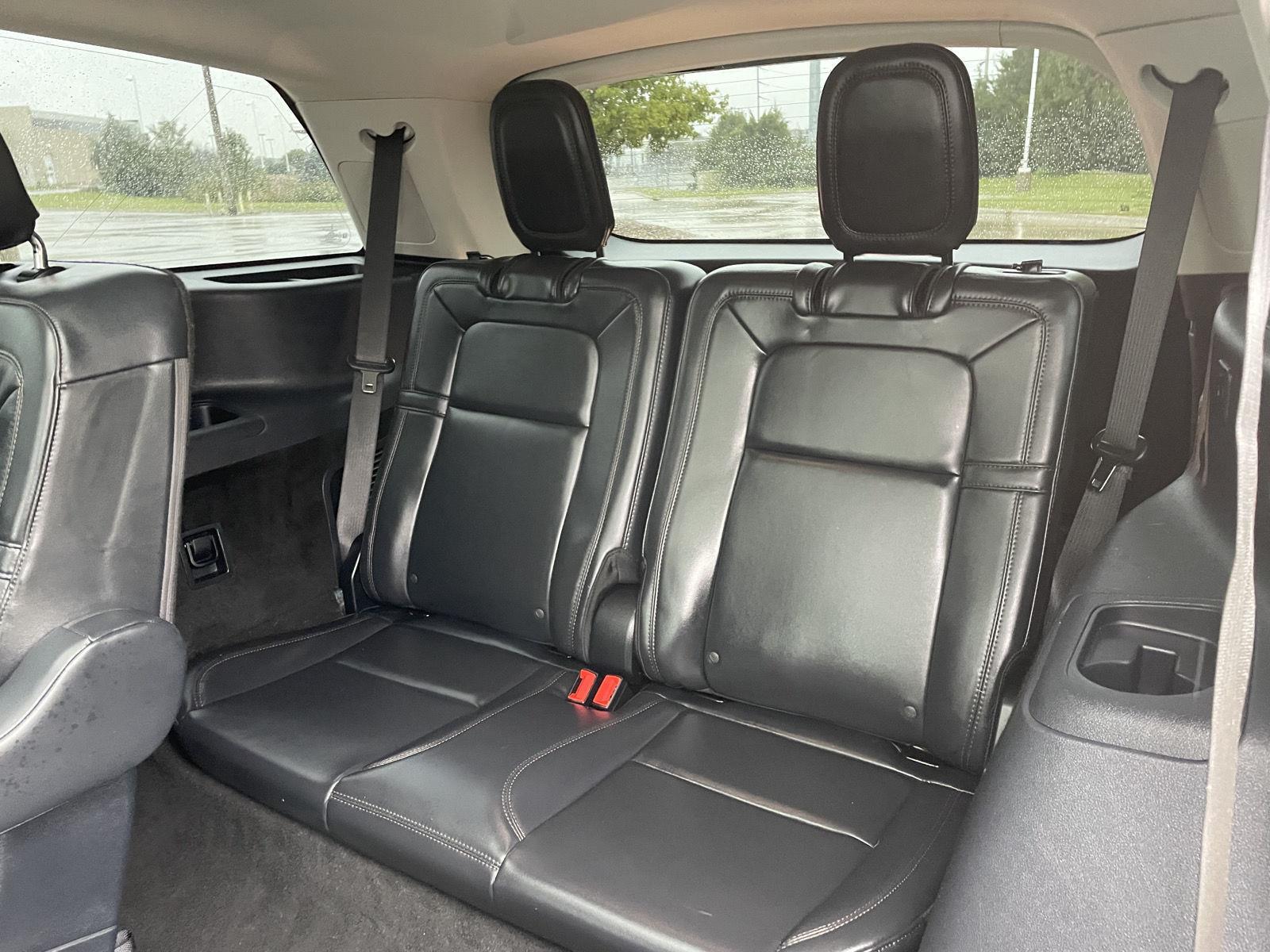 Vehicle photo 22