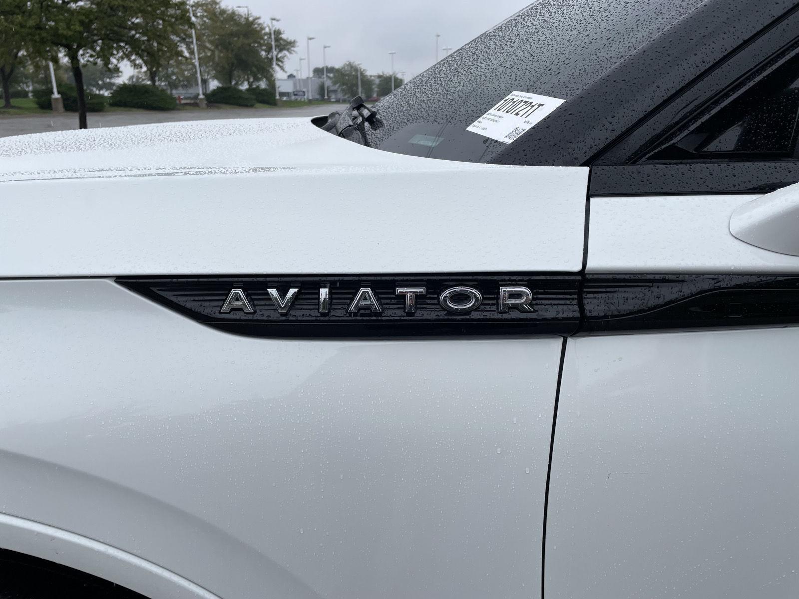 Vehicle photo 42
