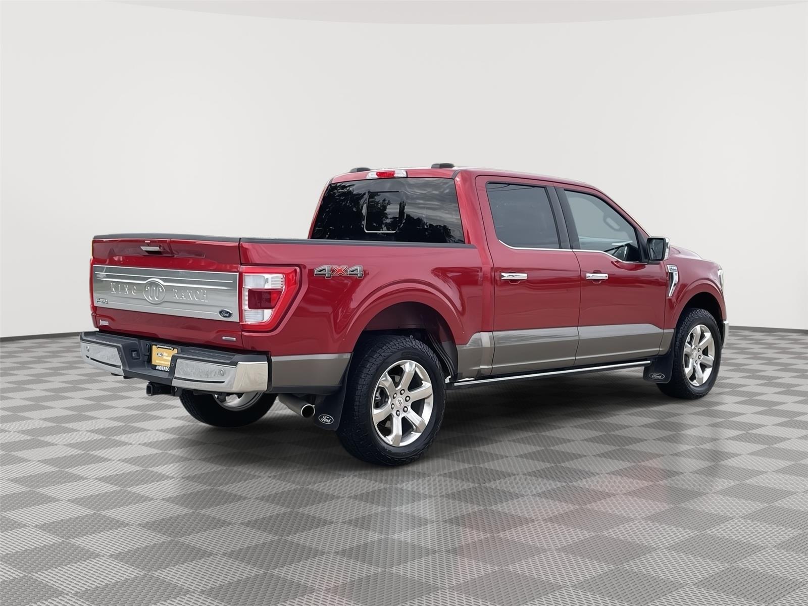 Vehicle photo 7