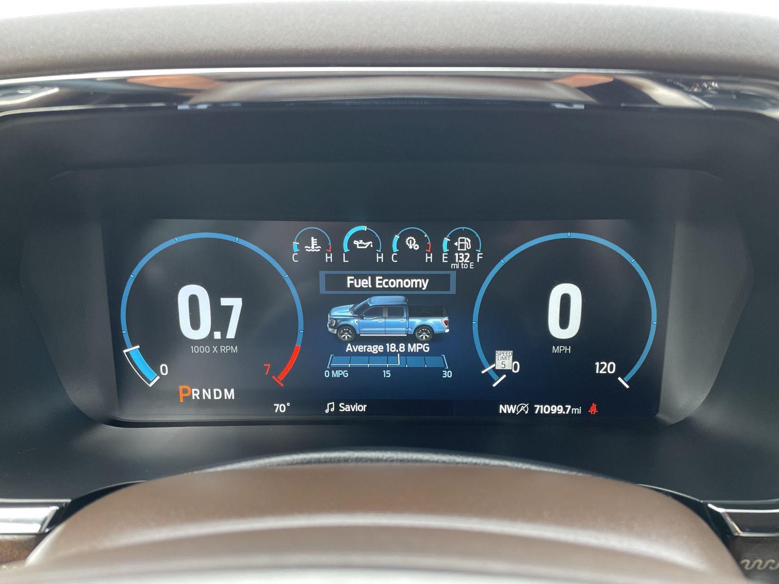 Vehicle photo 14