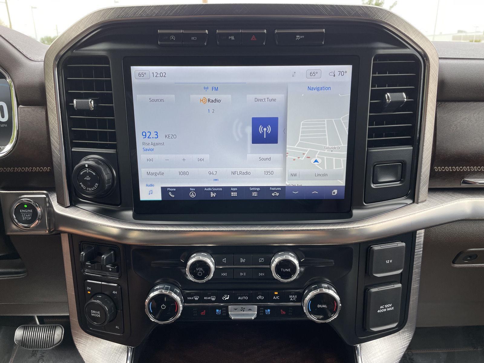 Vehicle photo 22