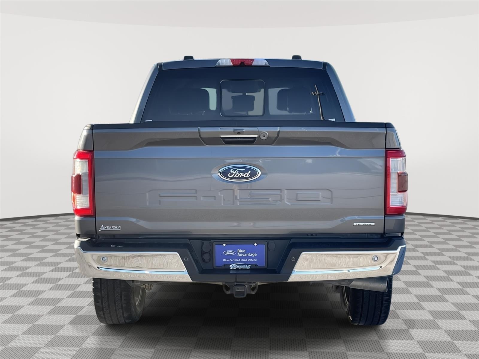 Vehicle photo 8