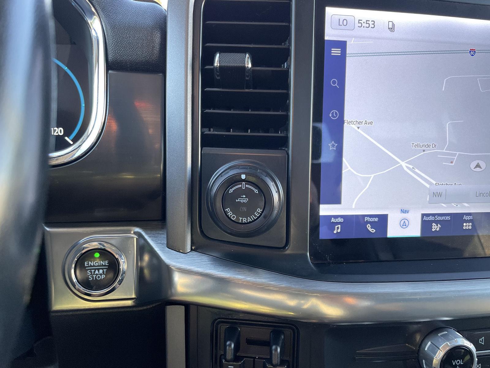 Vehicle photo 31