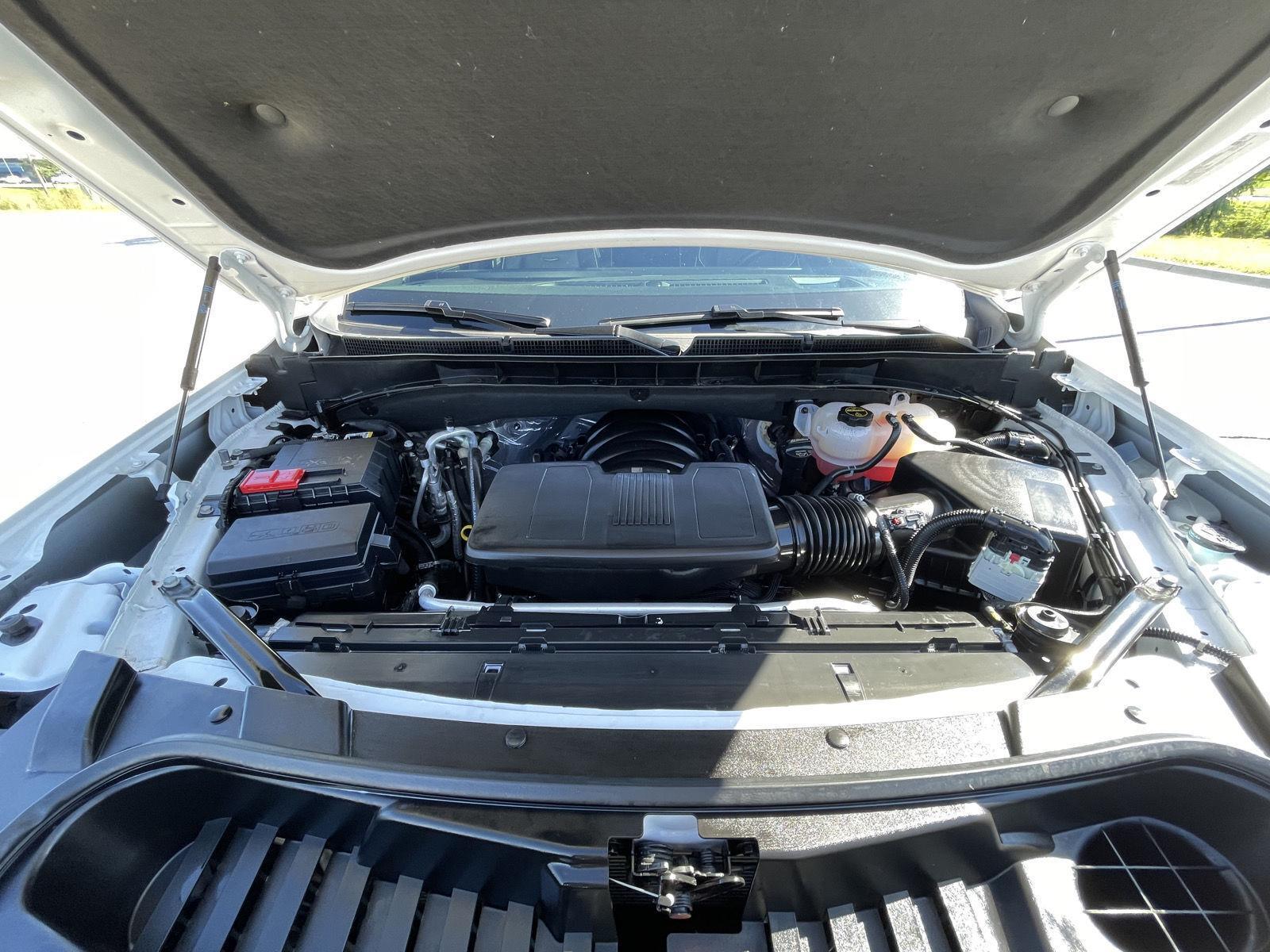 Vehicle photo 38