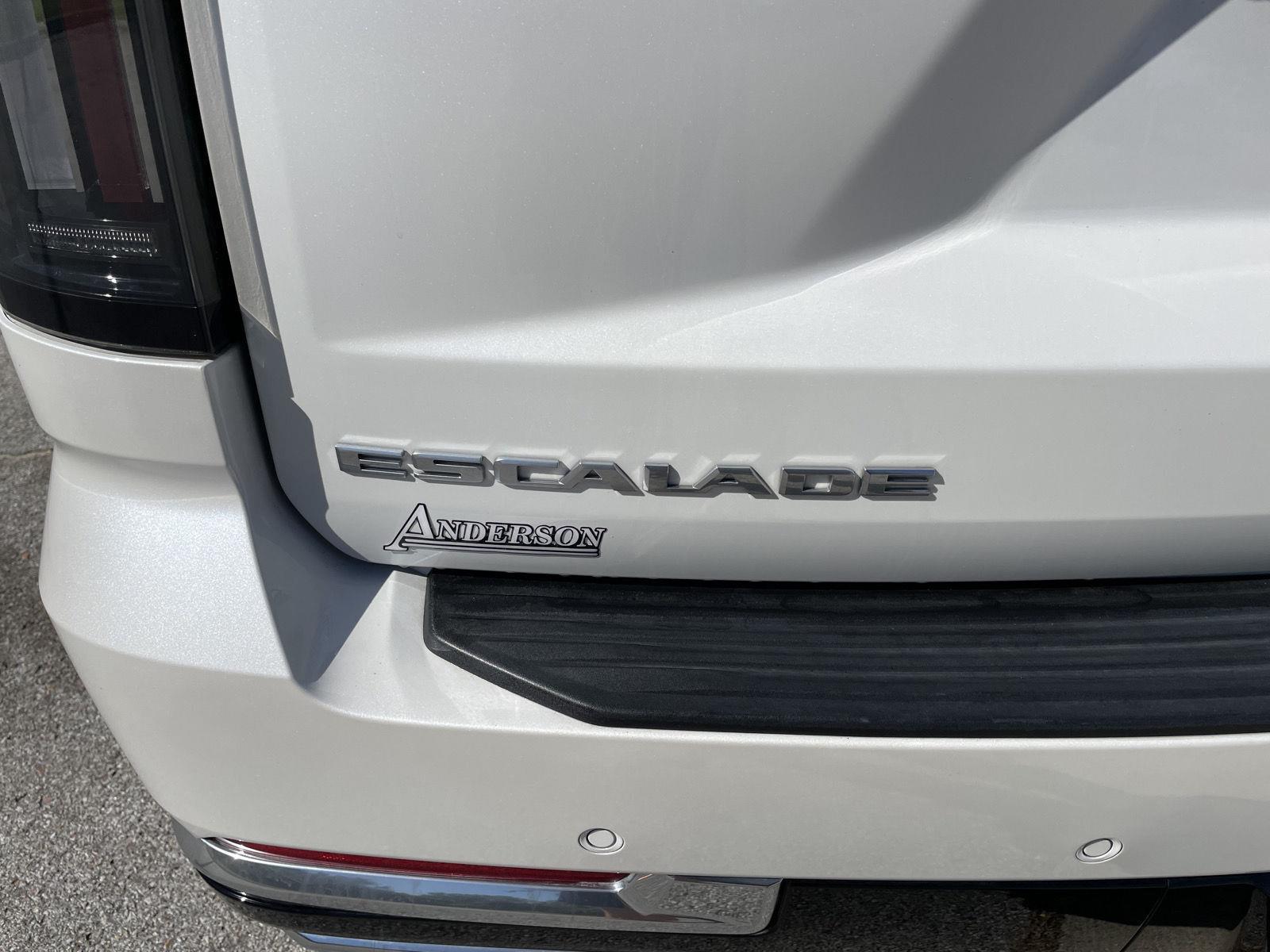 Vehicle photo 43