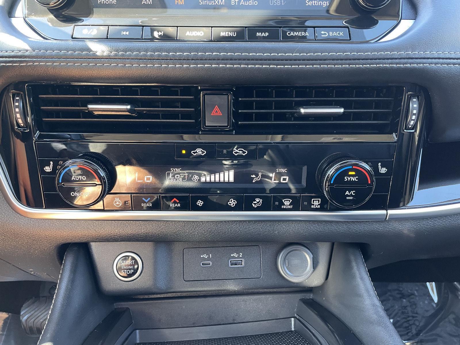 Vehicle photo 29