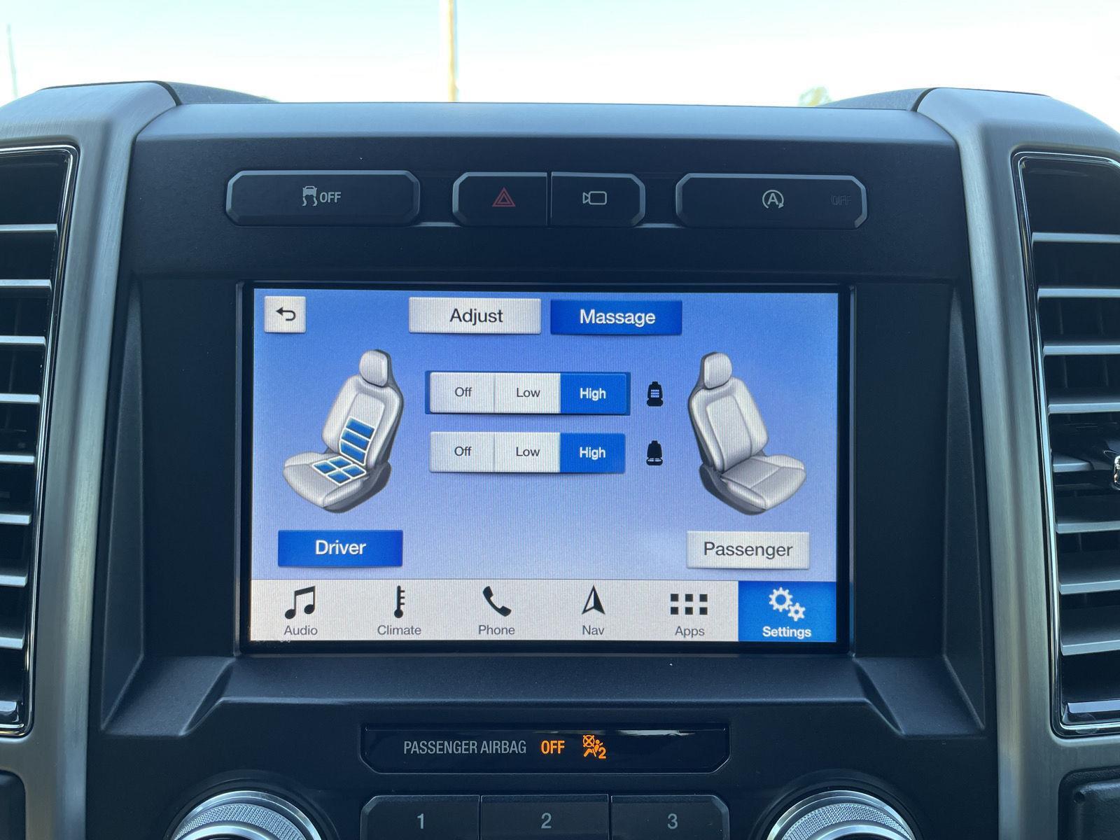 Vehicle photo 34