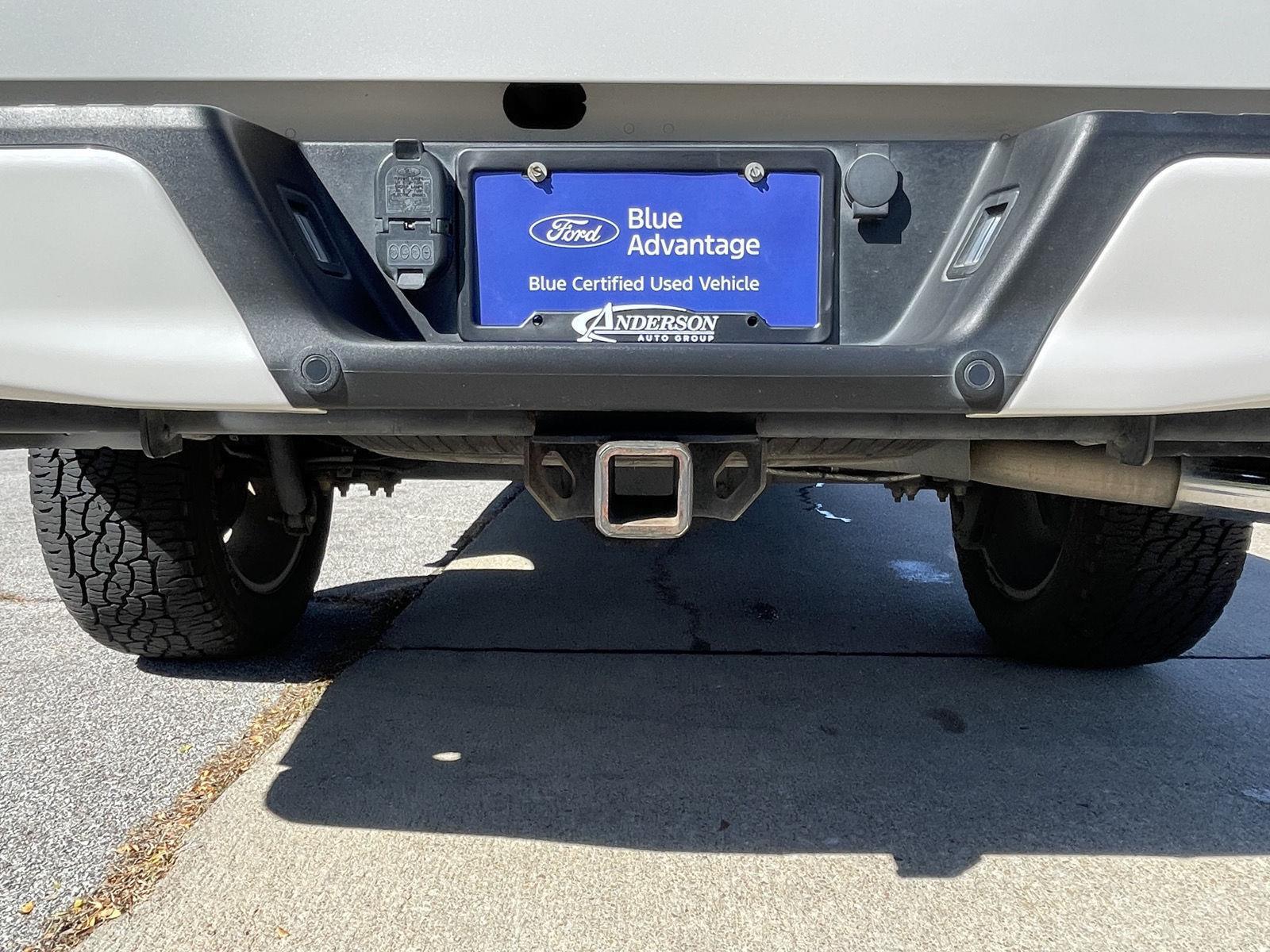 Vehicle photo 45