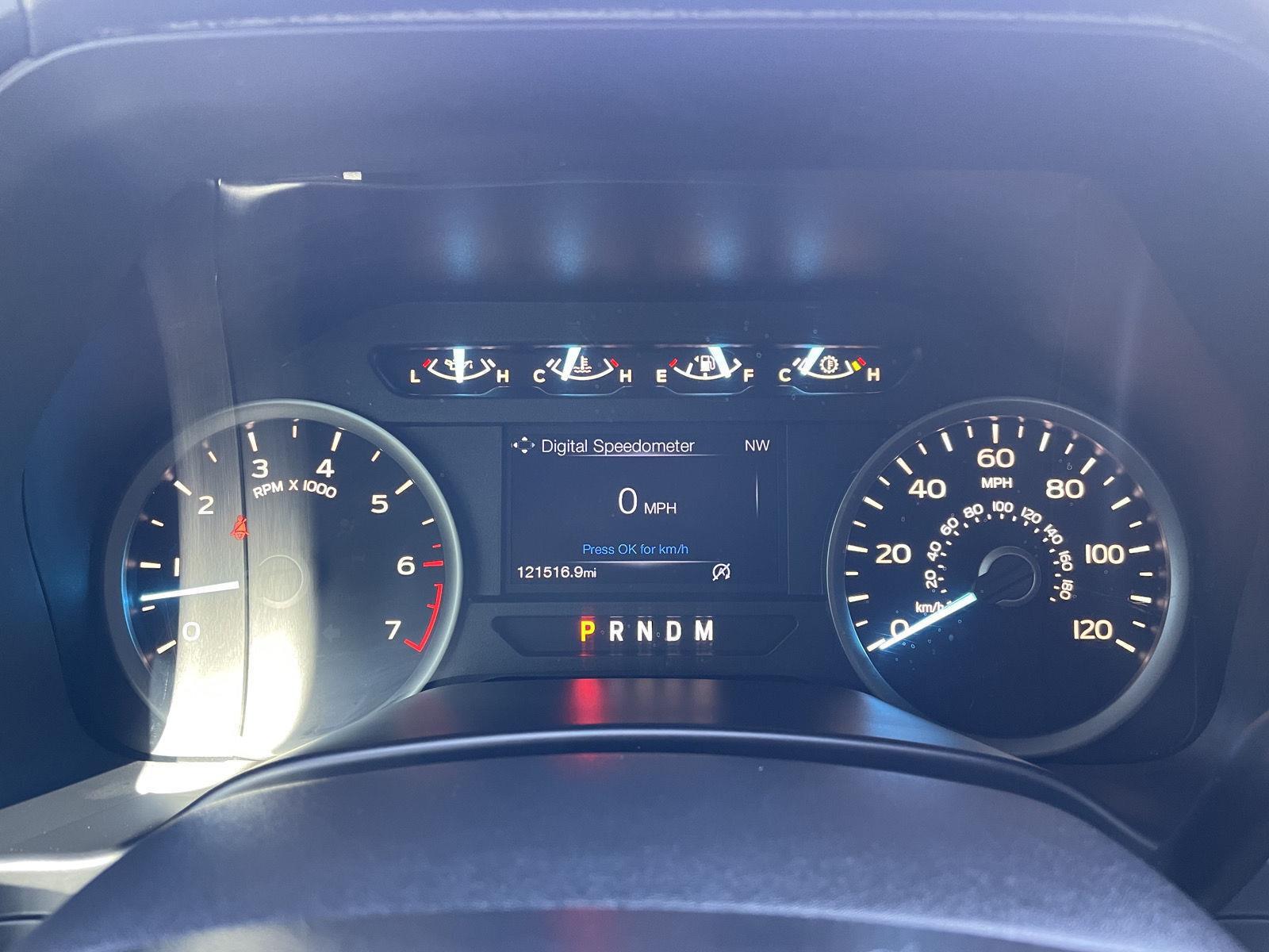 Vehicle photo 15