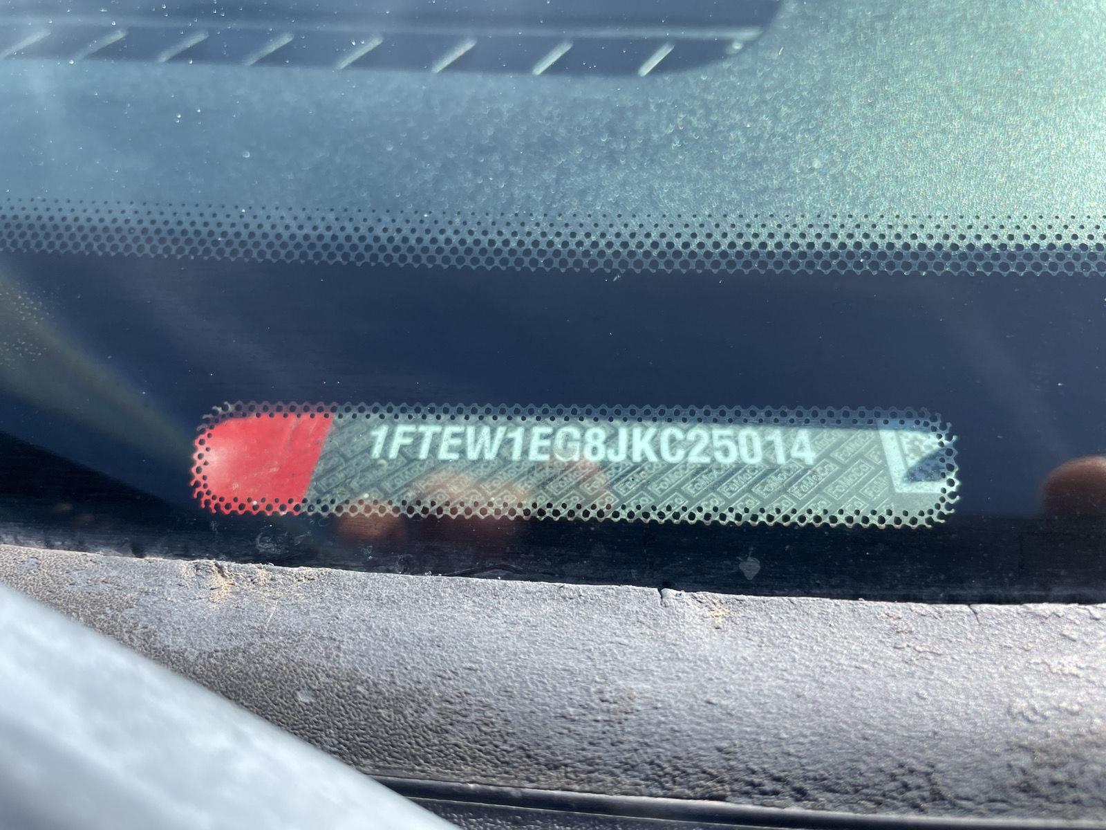 Vehicle photo 34