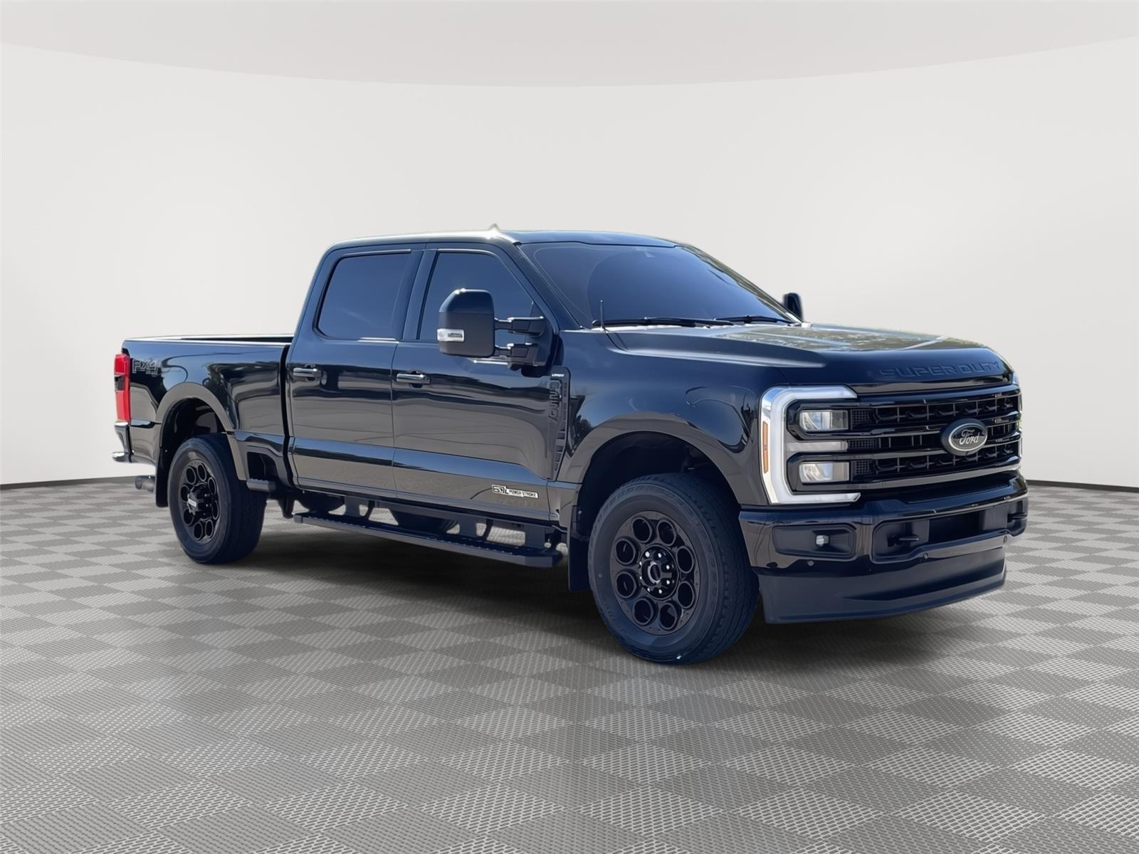 Vehicle photo 5